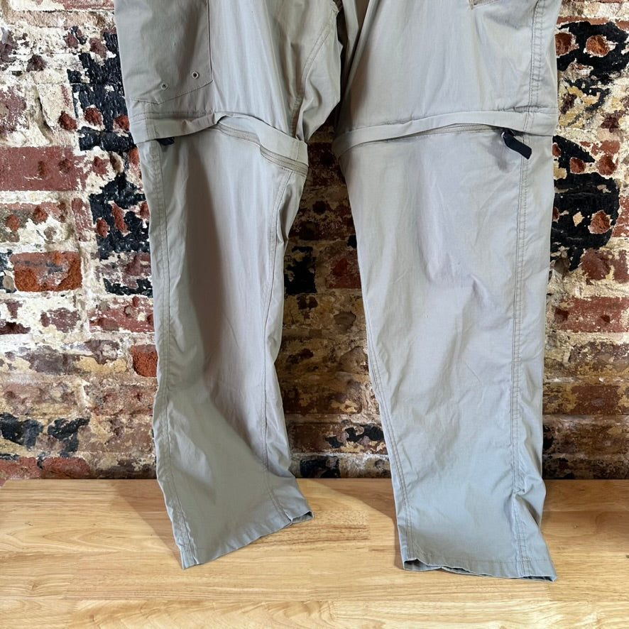 Magellan Mens Large Tan Pants