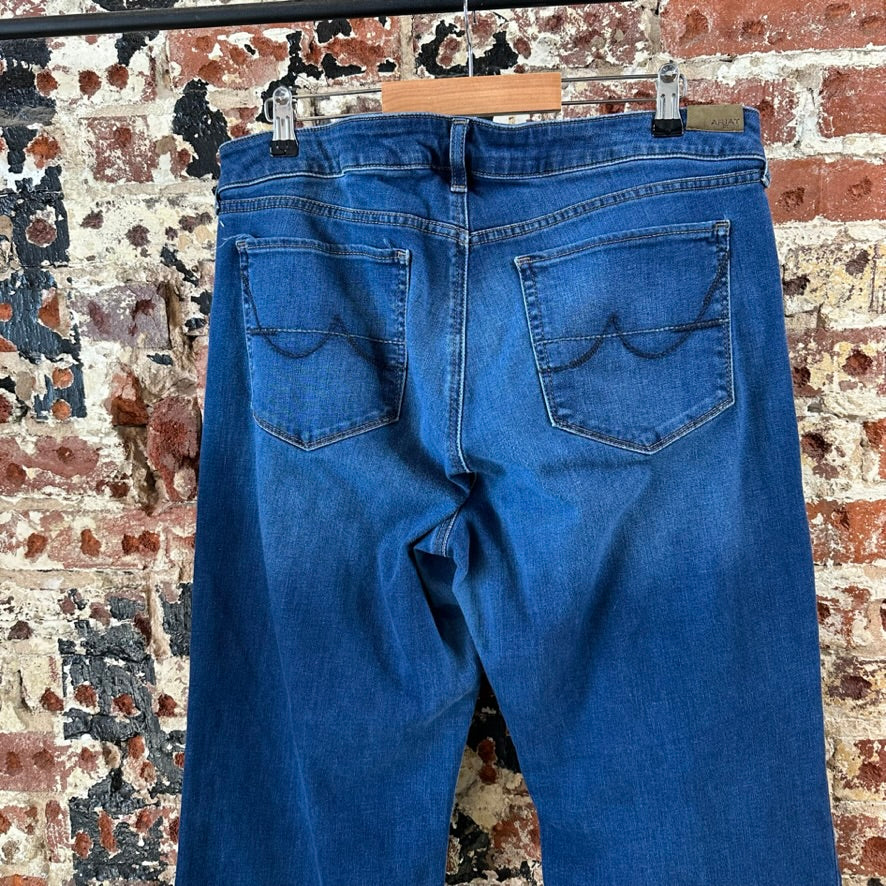 Ariat Womens 34 Trouser Jeans