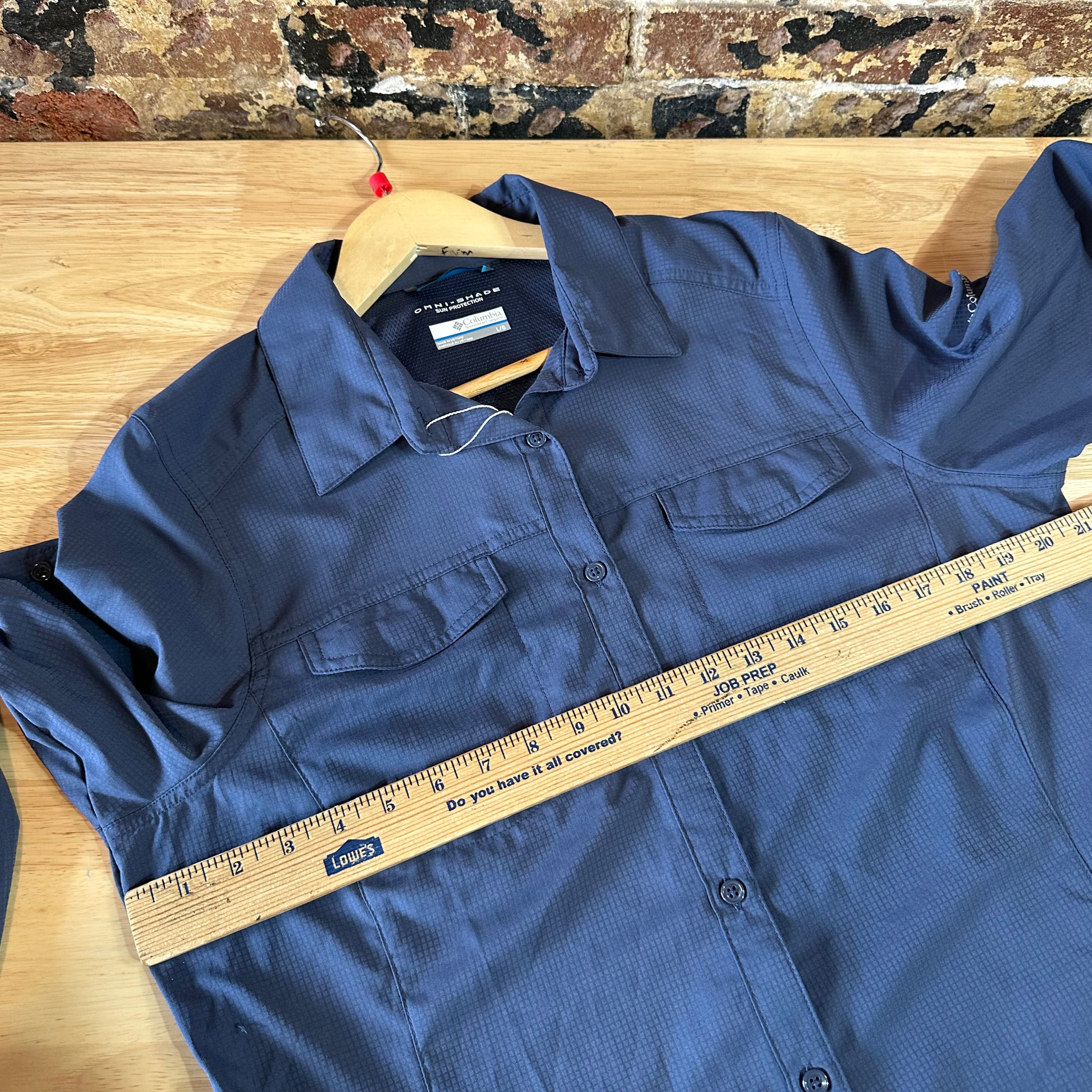 Columbia Womens Large Button Shirt