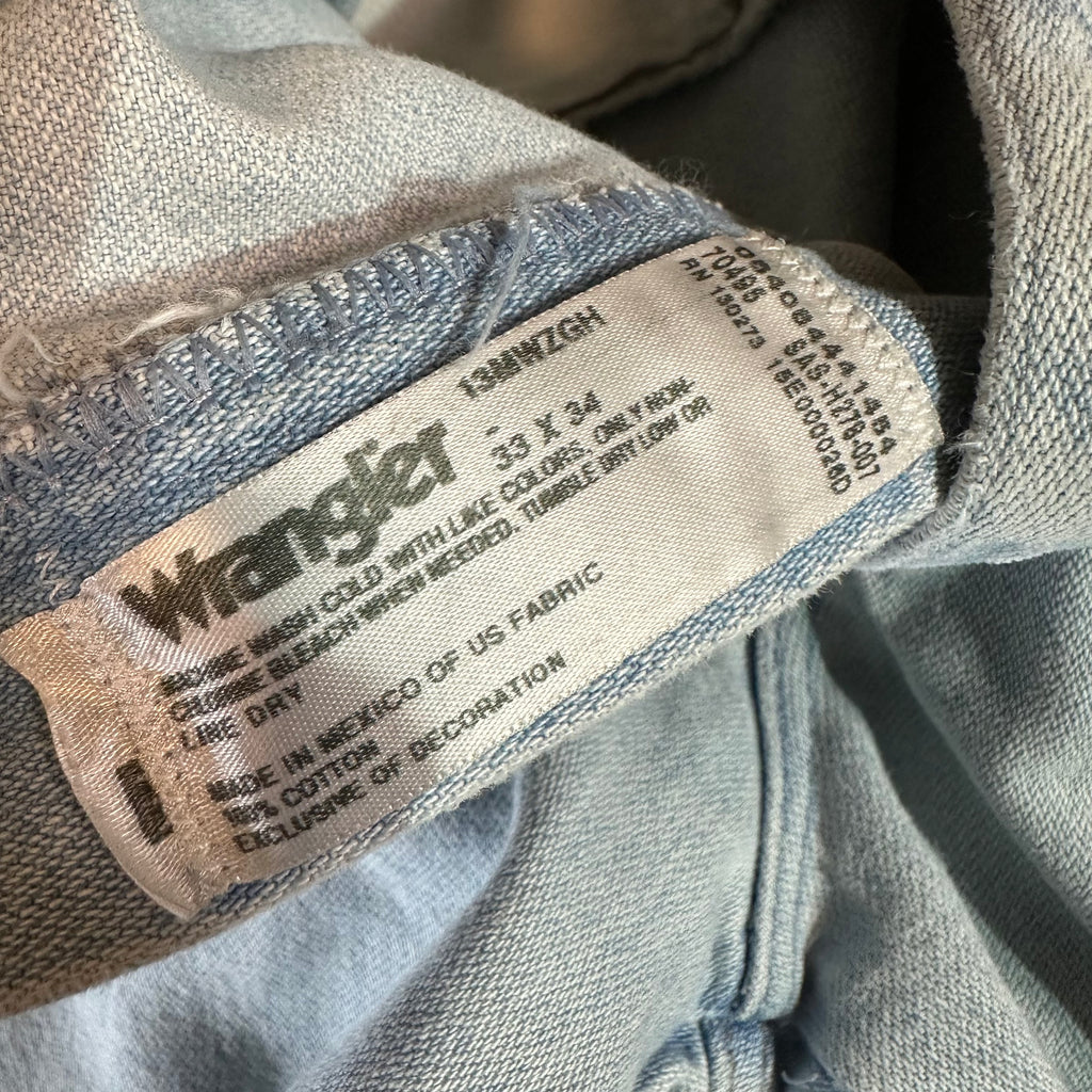 Wrangler Mens 33x34 Light Blue Jeans