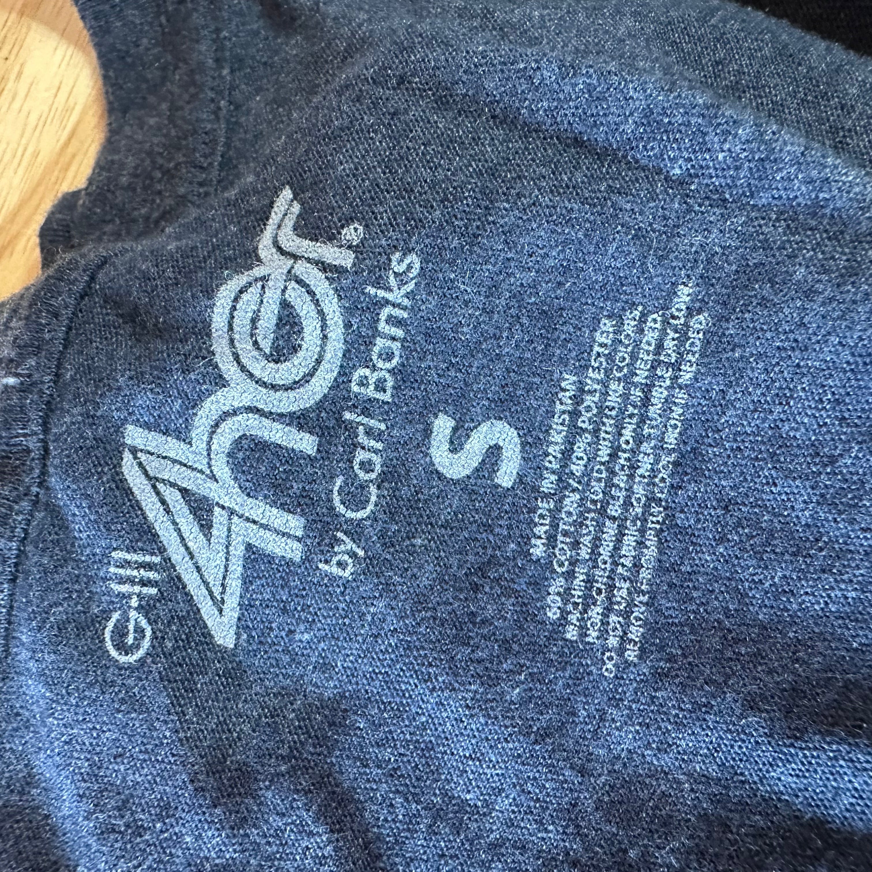 4Her Angles Womens Small S/S T-Shirt