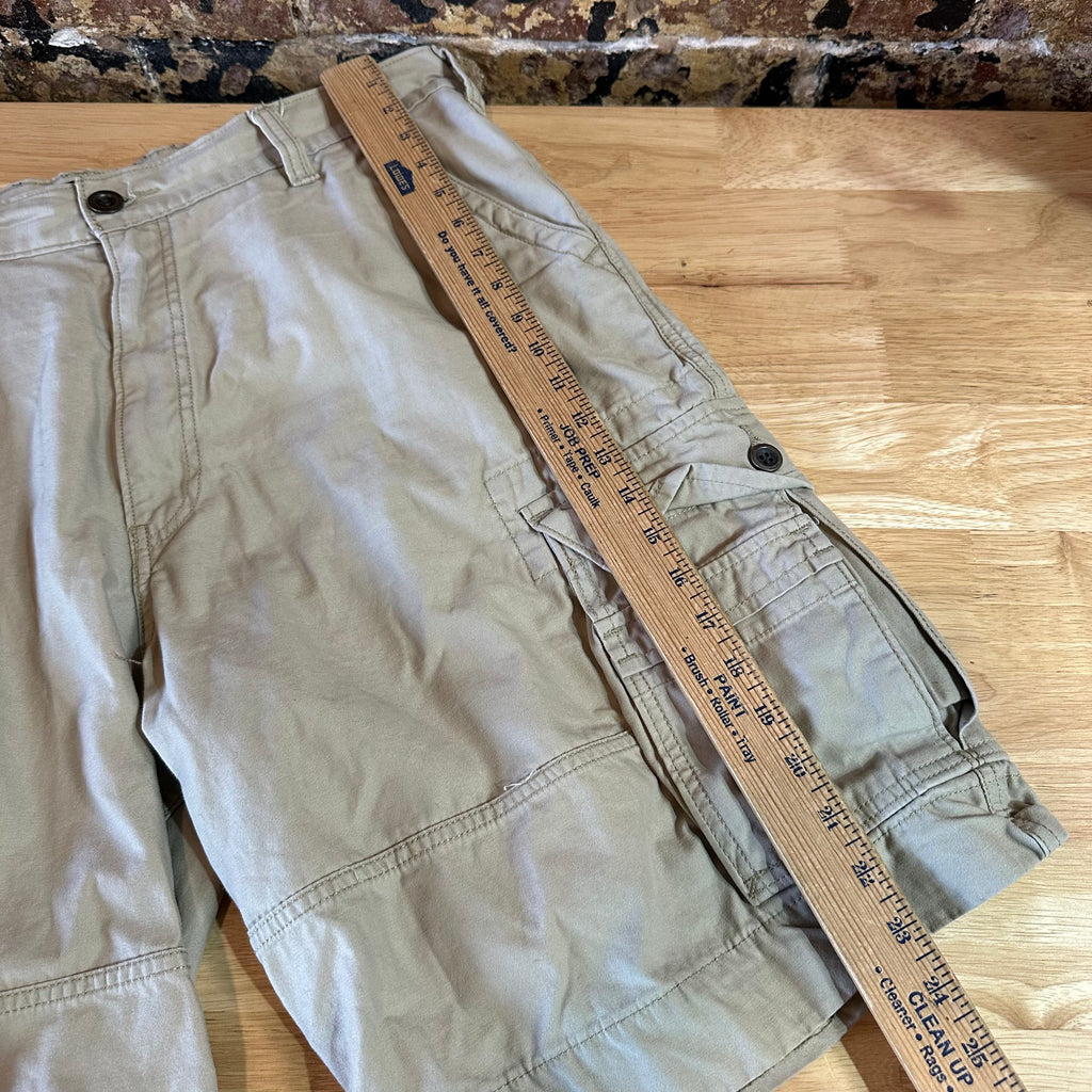 Levi's Cargo Shorts Mens 36