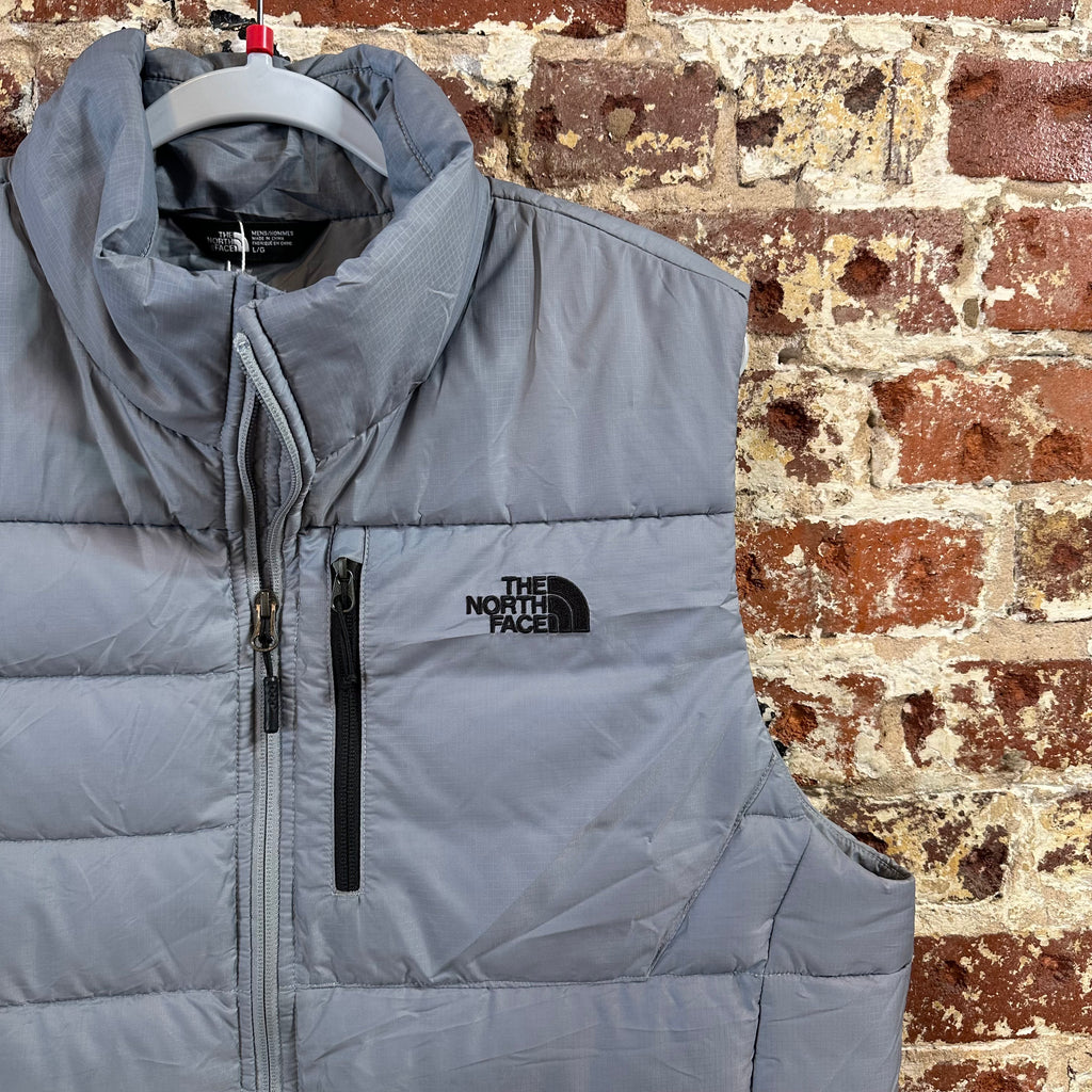 North Face 550 Men's Large Gray Vest