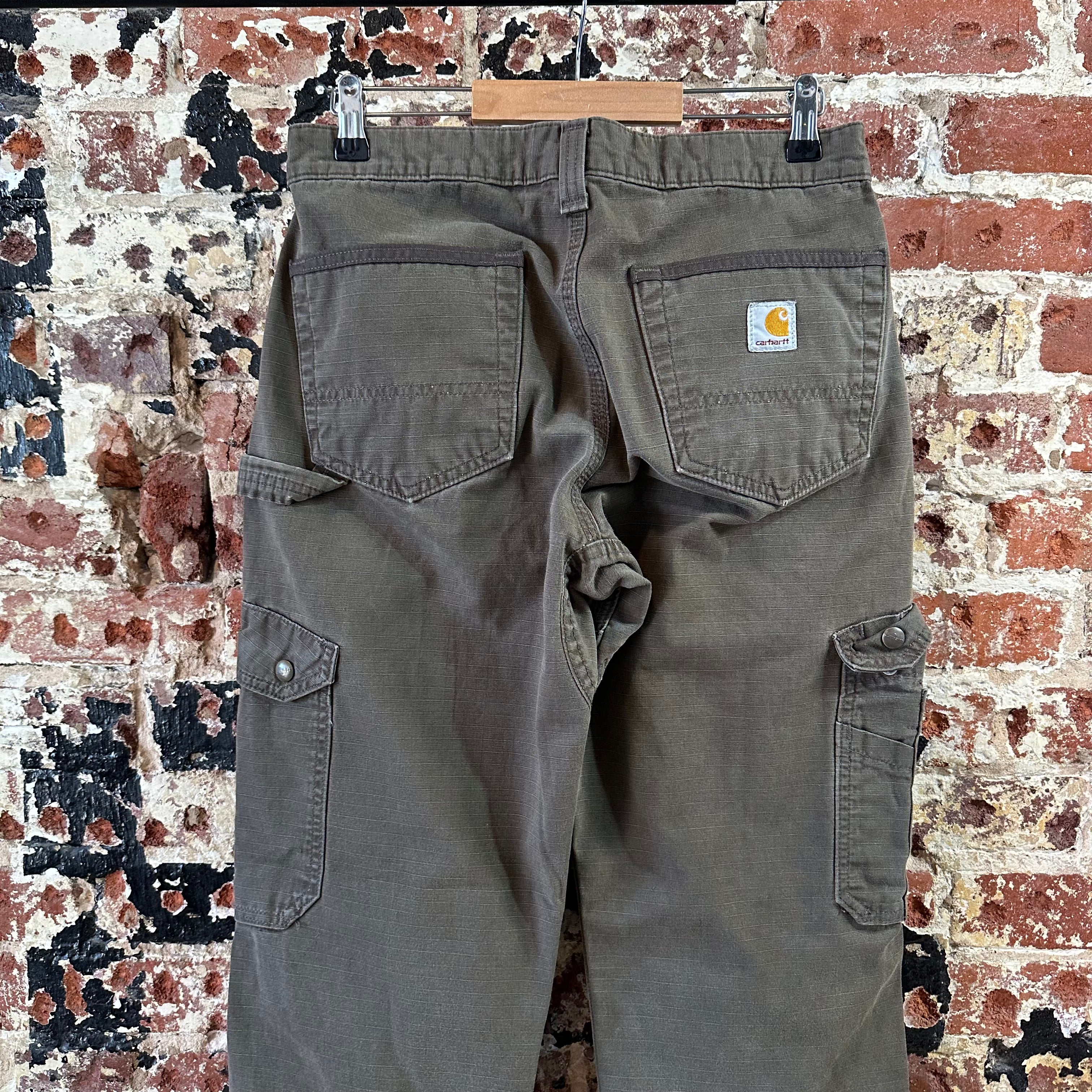 Carhartt B342 DFE Mens 30x34 Cargo Pants