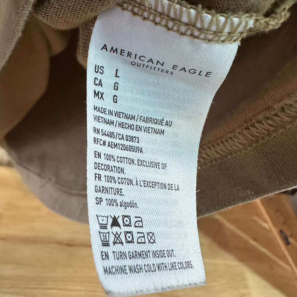 American Eagle Men's Large S/S T-Shirt