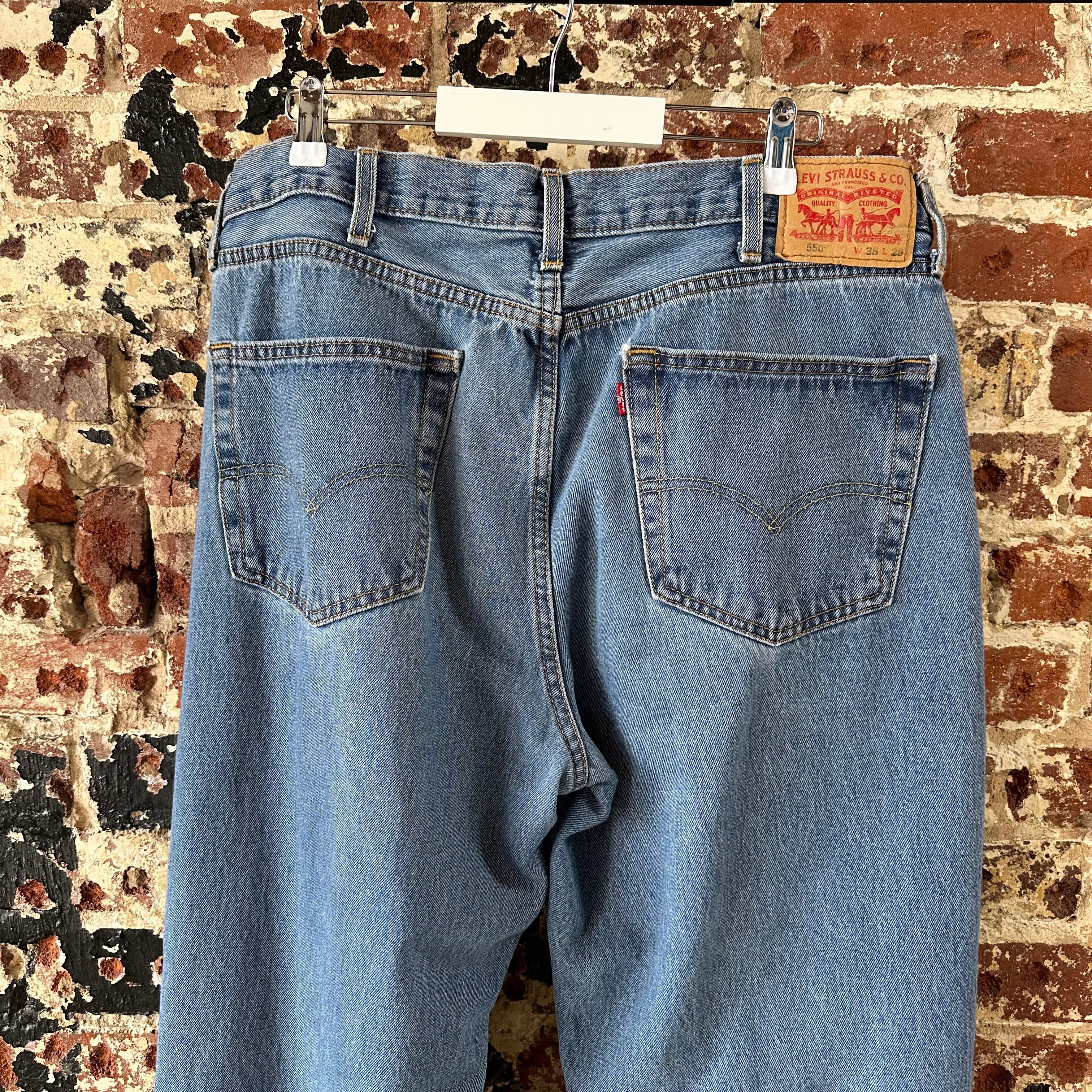 Levi's 550 Mens 38x29 Blue Jeans
