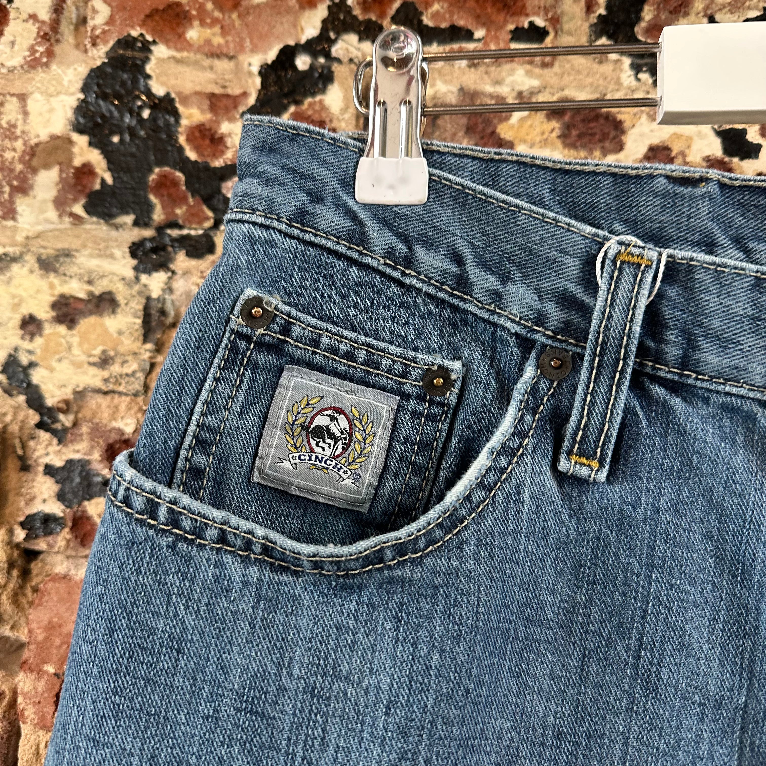 Cinch Mens 32x34 Blue Jeans *worn