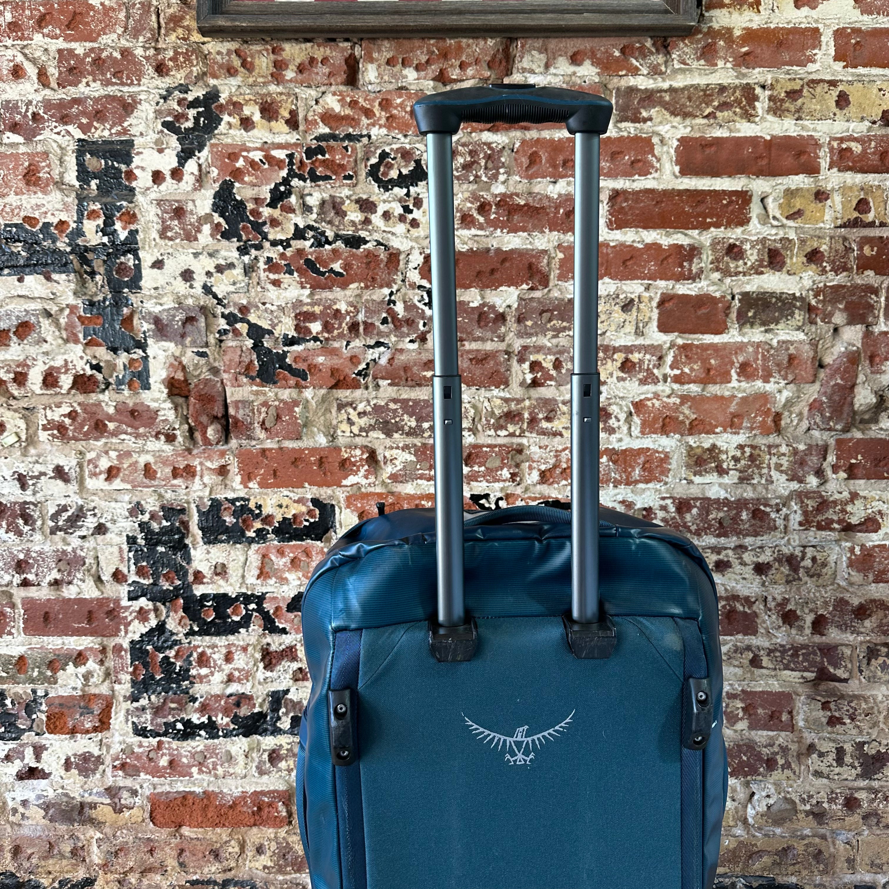 Osprey Transporter 60 Rolling Duffel Bag Blue travel WORN