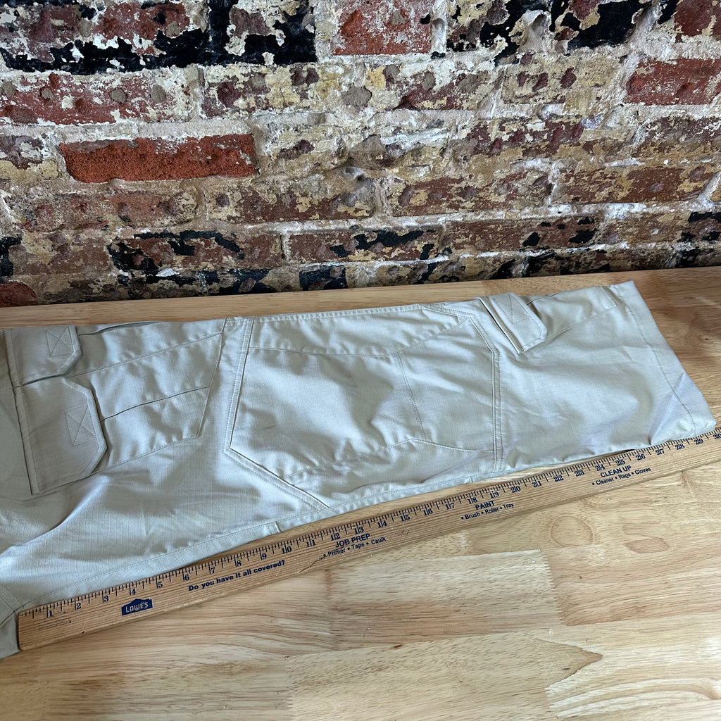 Under Armour Mens Pants Size 40x30