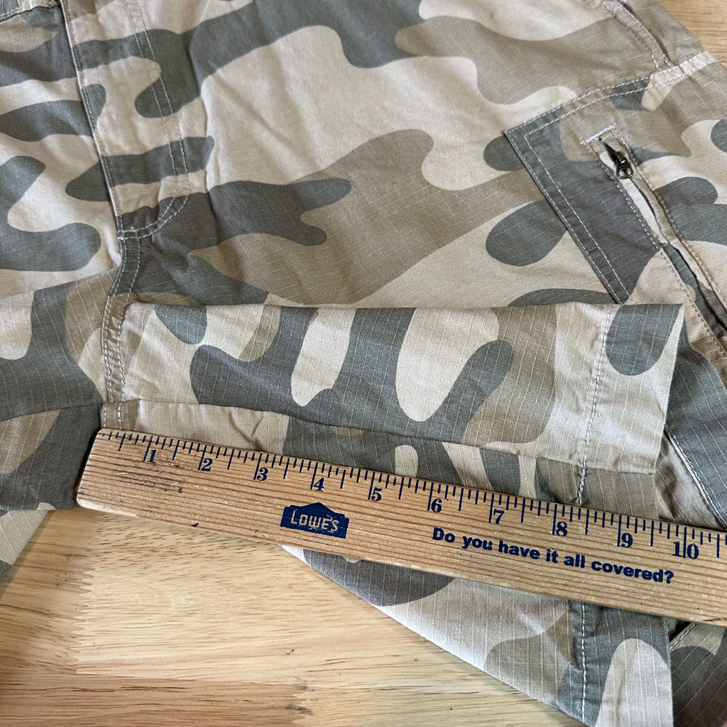 RedHead Mens 46 Cargo Camo Shorts