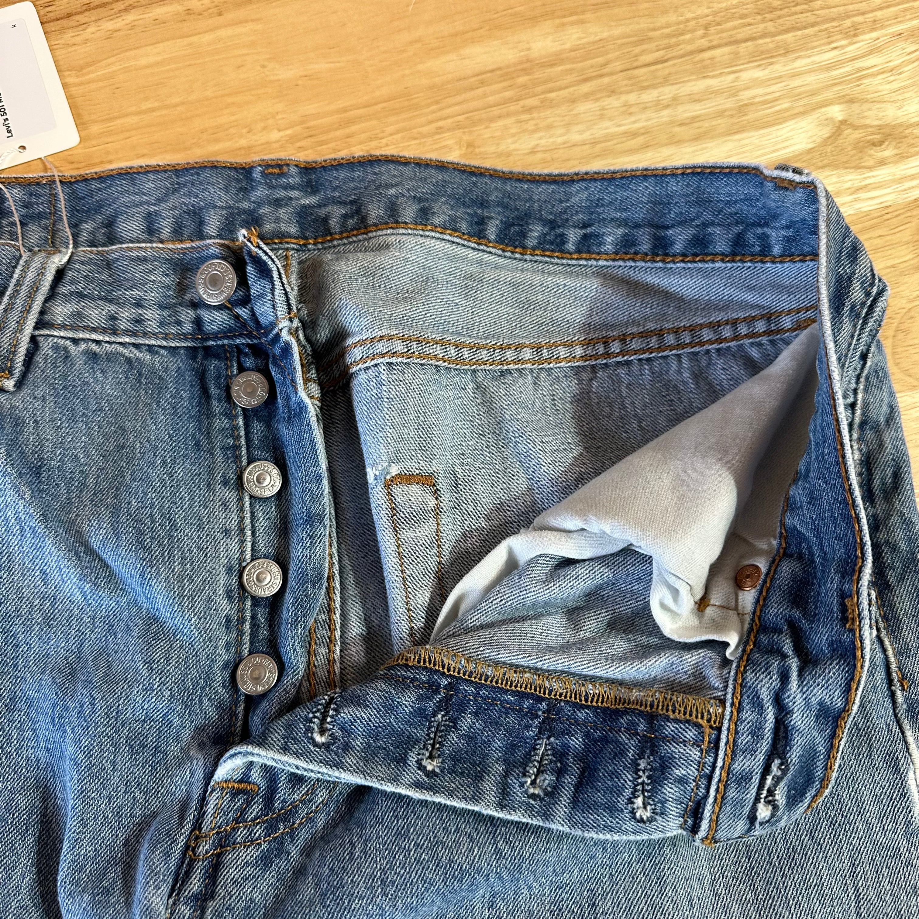 Levi's 501 Mens 34x32 Blue Jeans