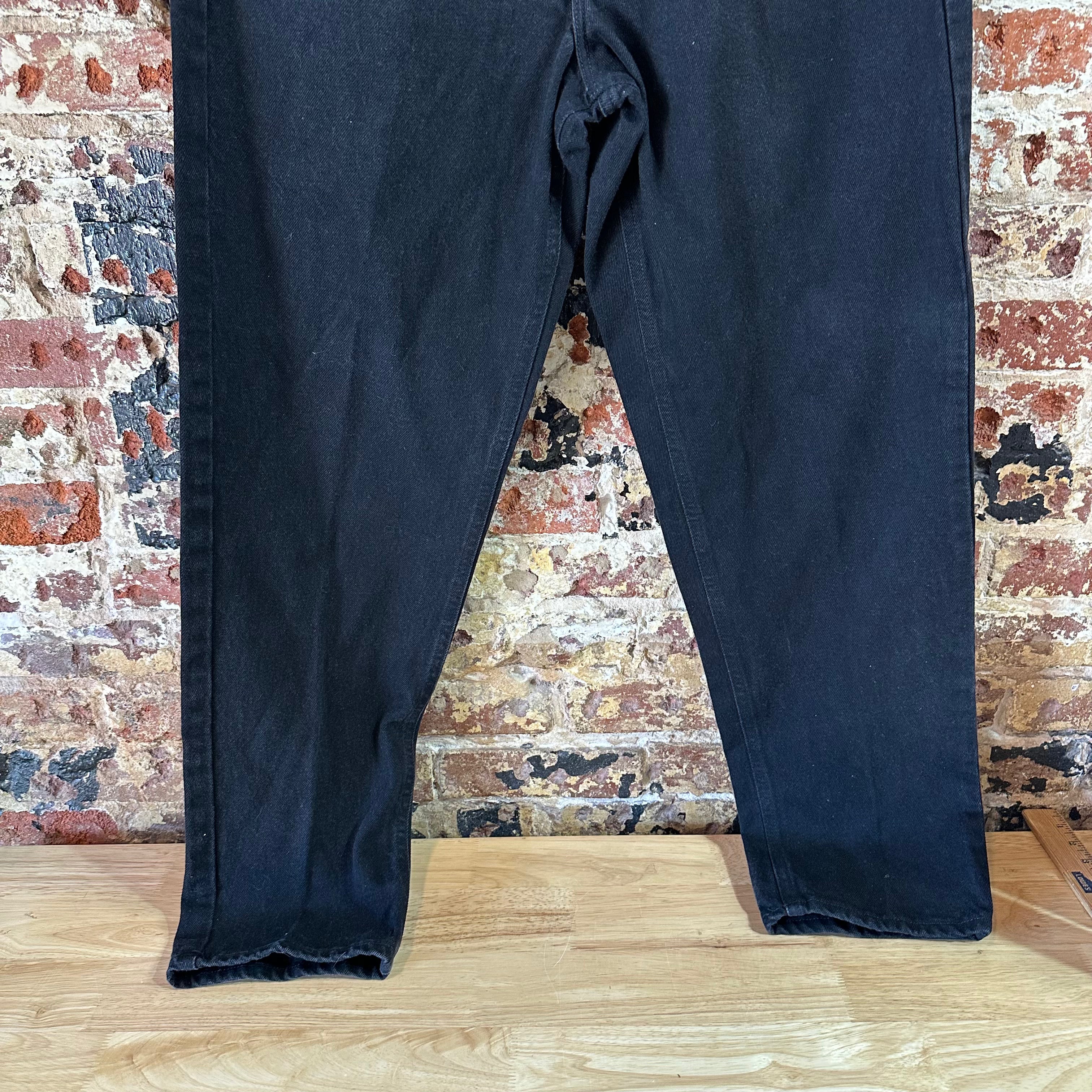 VTG Carhartt B17 Black Jeans Mens 35x32