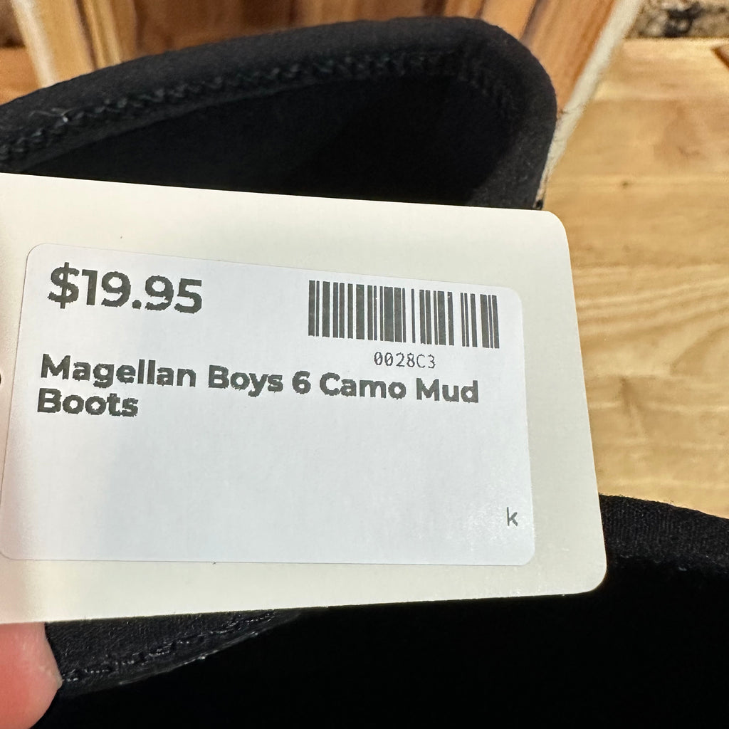 Magellan Boys 6 Camo Mud Boots