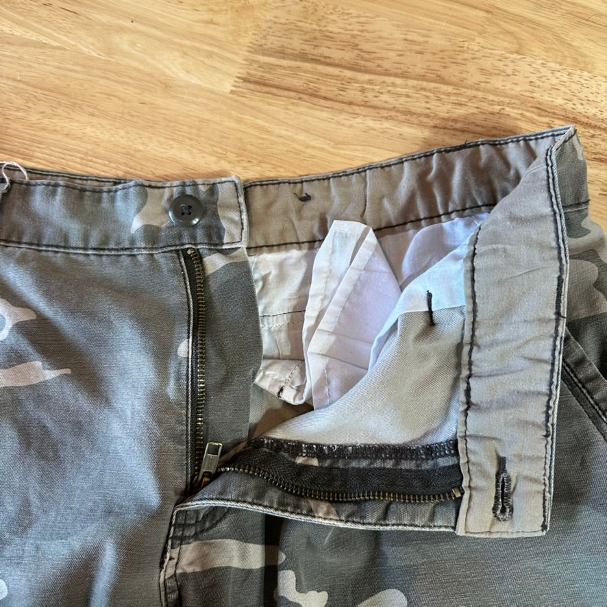 Faded Glory Camo Cargo Shorts Mens 36
