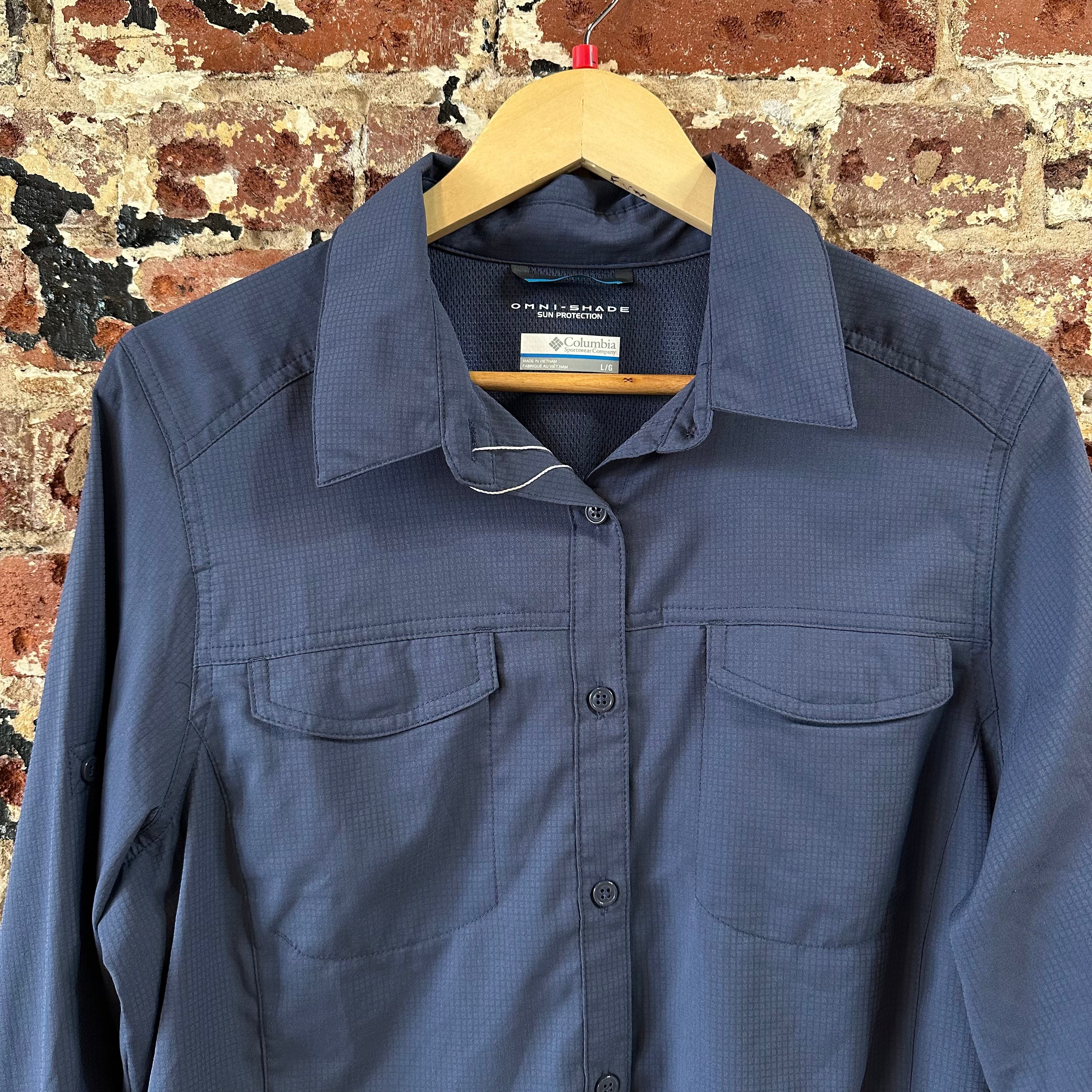 Columbia Womens Large Button Shirt