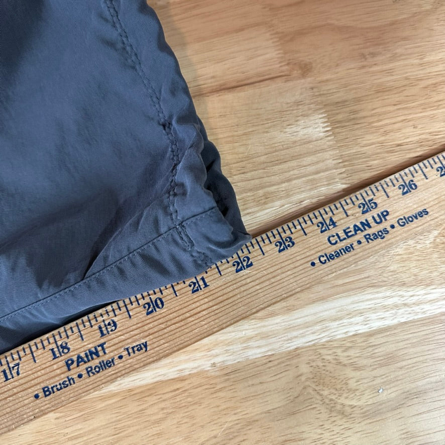 North Face Womens 6 Gray Capris