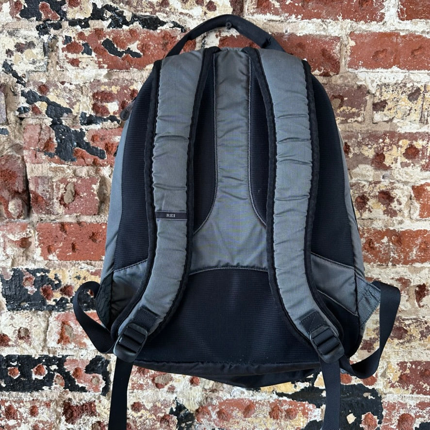 REI Hiking Backpack Black Gray Laptop Daypack Trail Bag Unisex Business