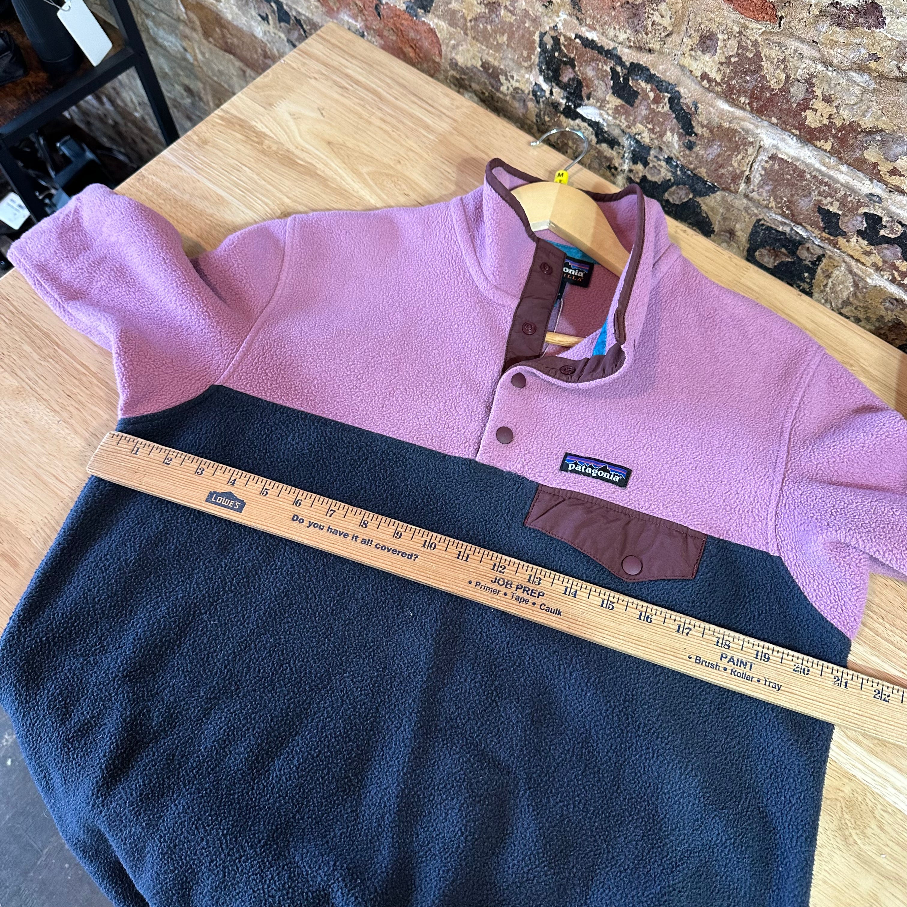 Patagonia Synchilla Womens Medium Snap T