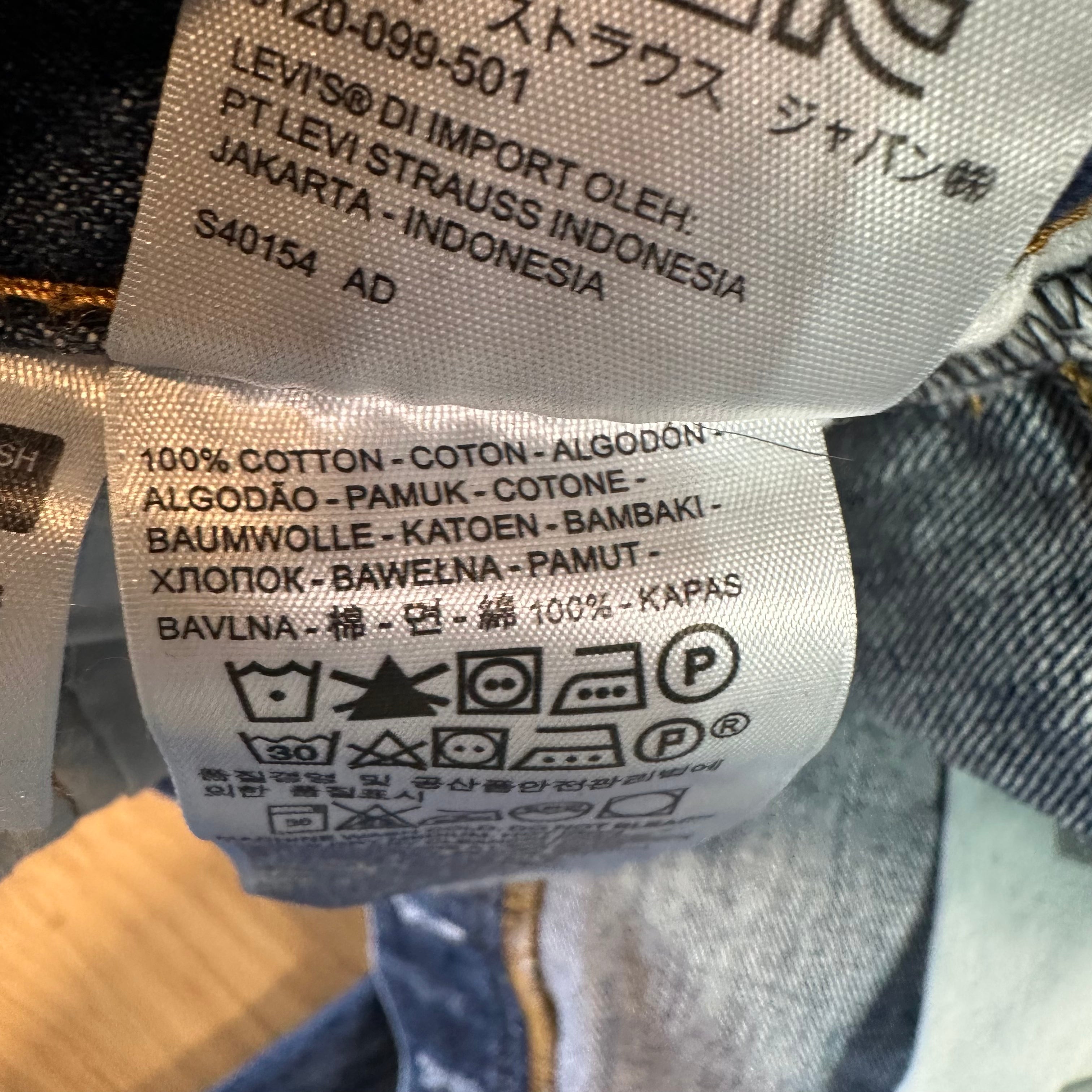 Levis 501 Mens 36x29 Blue Jeans