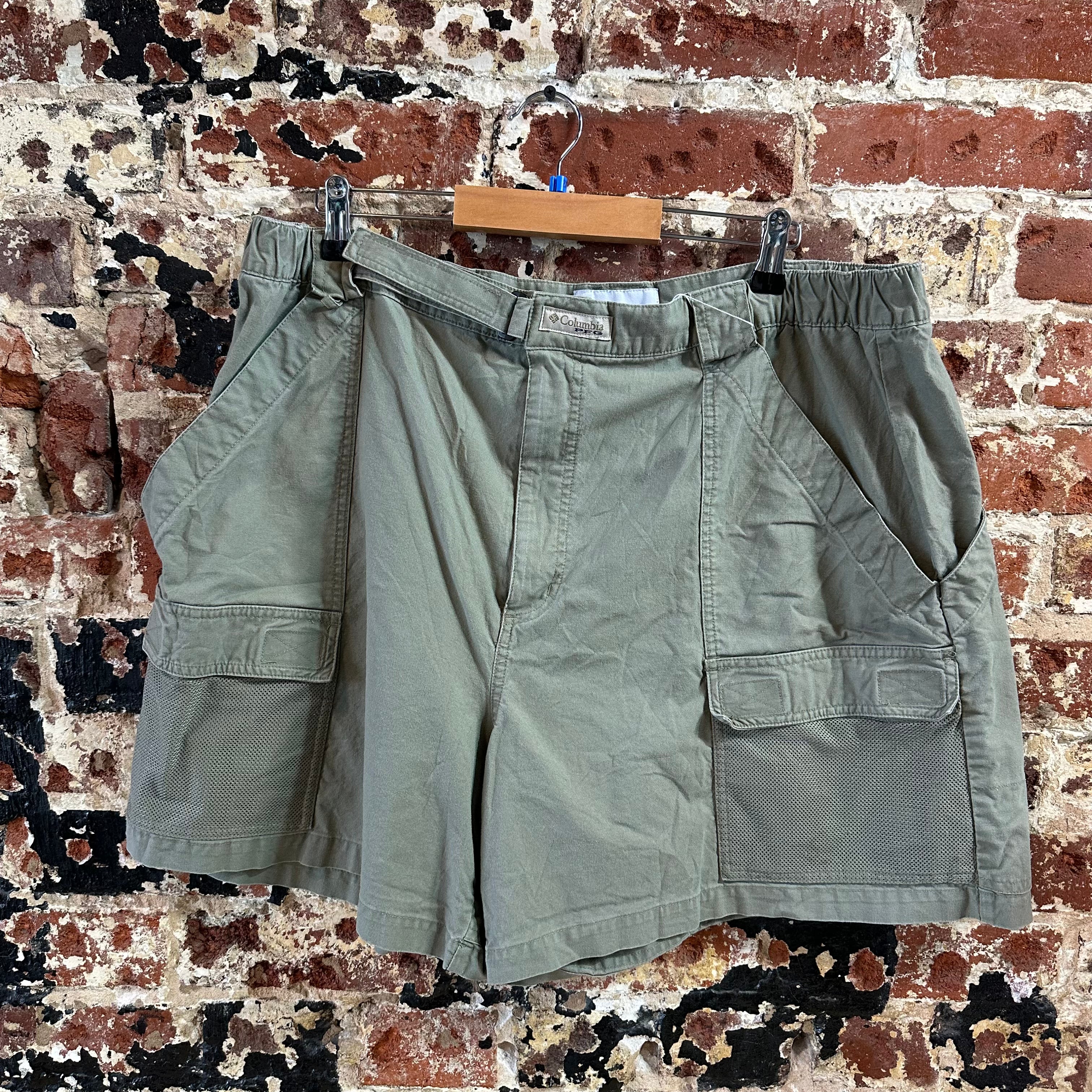 Columbia PFG Mens 2XL Green Shorts