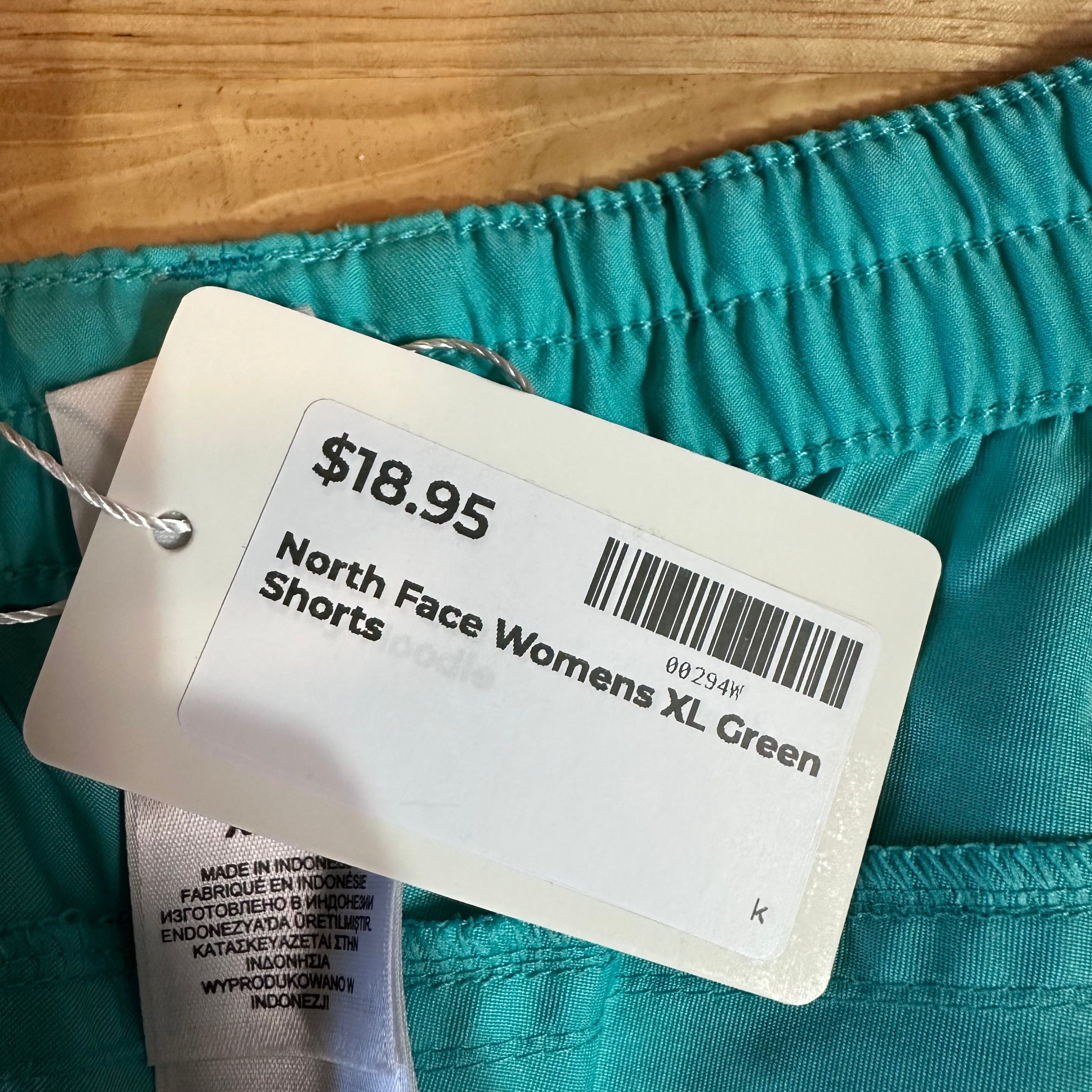 The North Face Shorts Womens XL