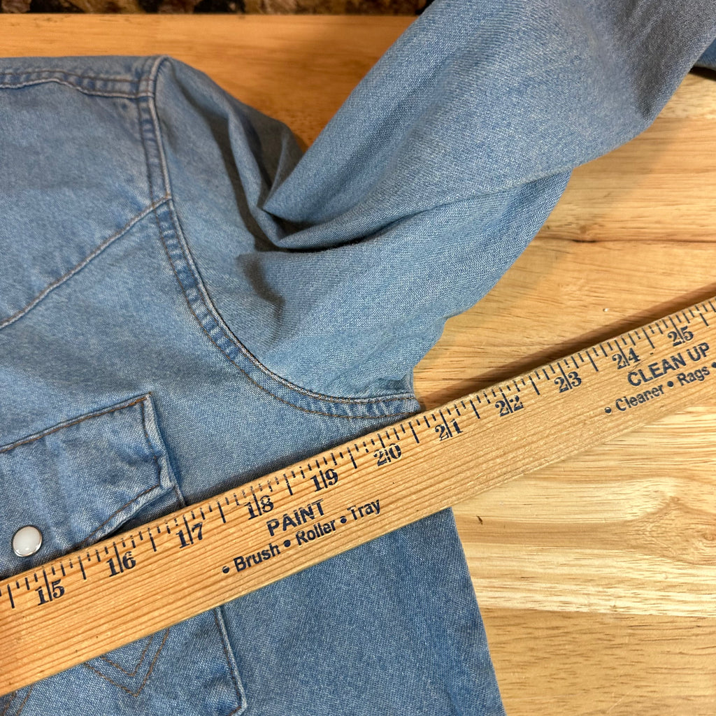 Wrangler Men's Small Blue Western Jean Shirt