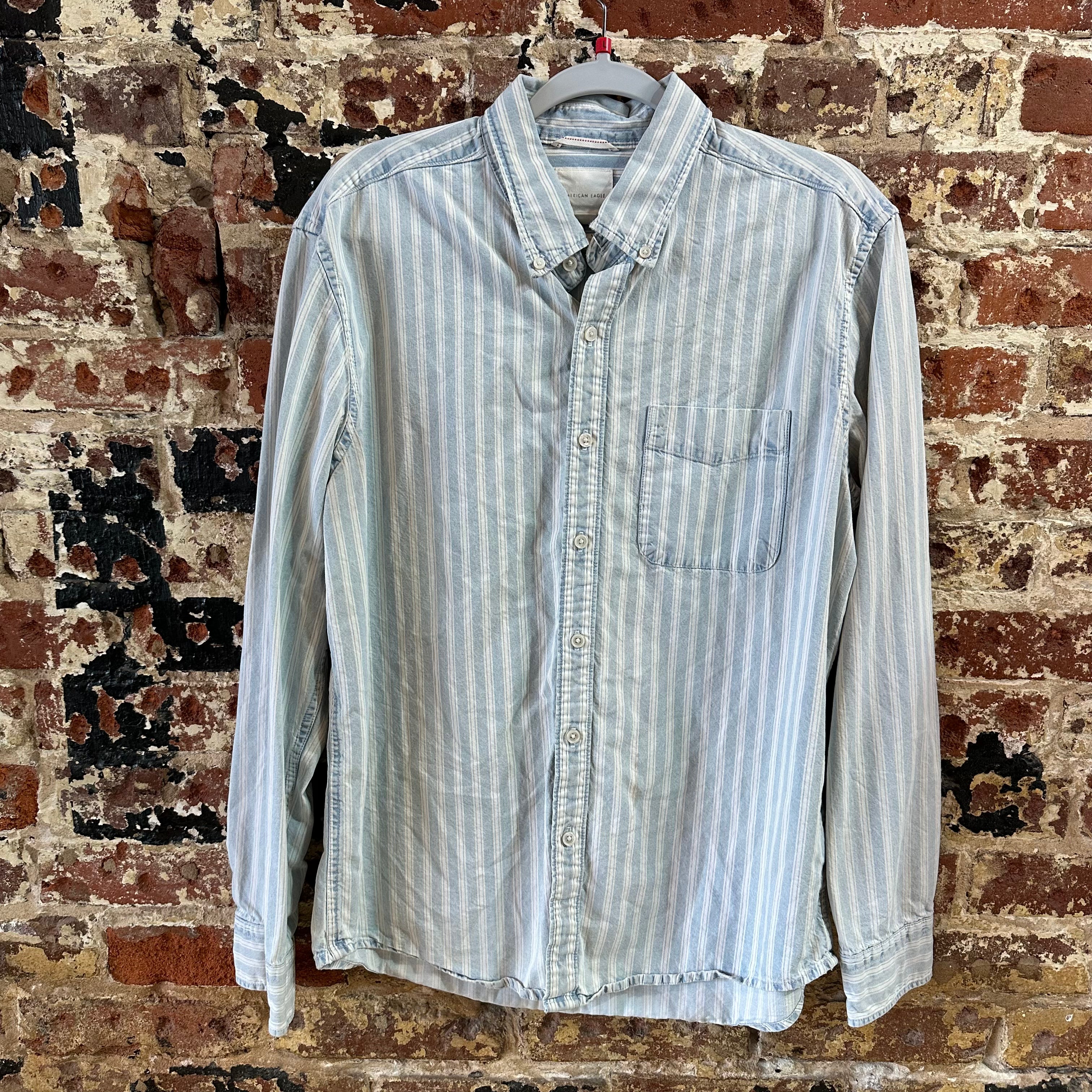 American Eagle AE Striped Shirt Mens Large Button Up Blue White