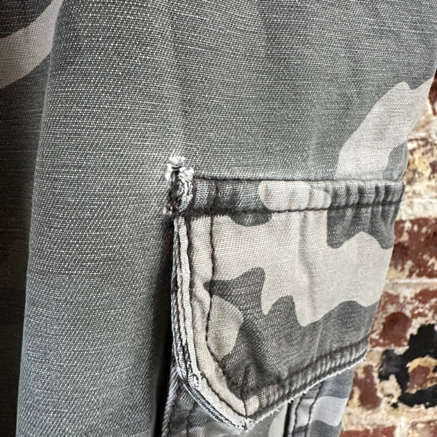Faded Glory Camo Cargo Shorts Mens 36
