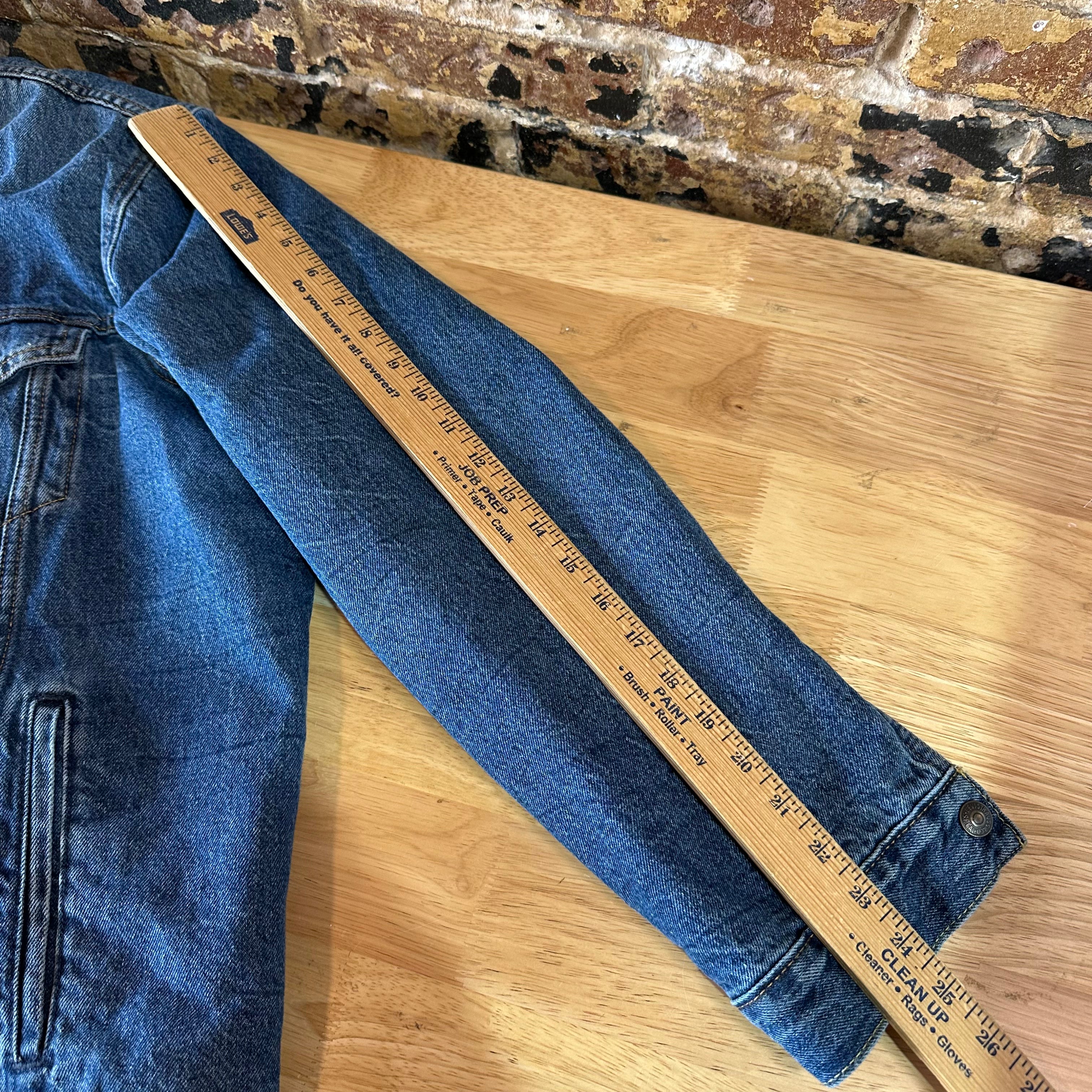 Levi's Jean Jacket Sherpa Lined Trucker Style Blue Denim Mens size XL Classic