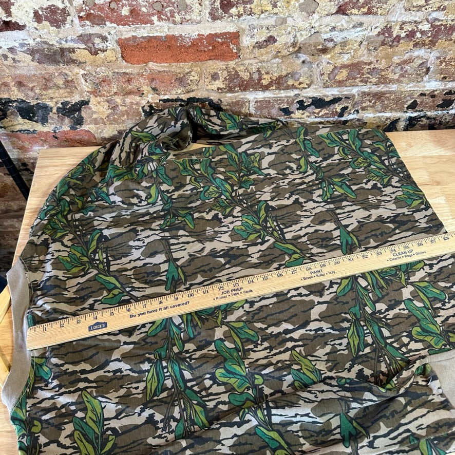 VTG Carhartt Mossy Oak Camo Men's XL L/S T-Shirt