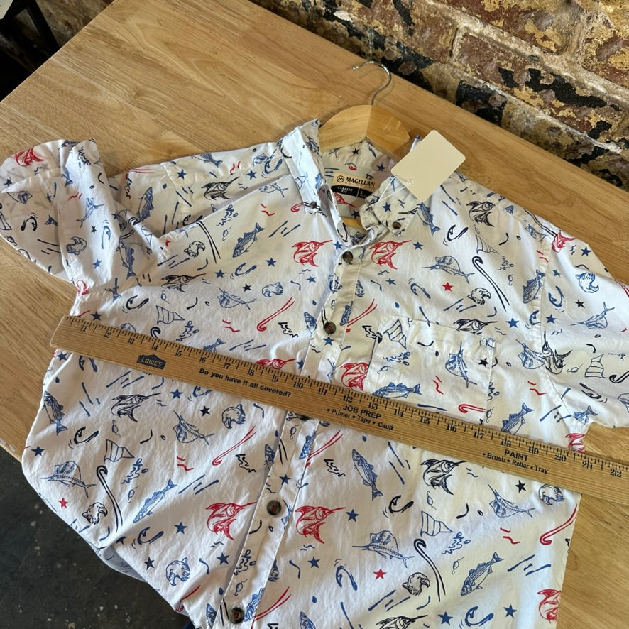 Magellan Shirt Mens Small Short Sleeve Button Down Fish Gear 4th of July