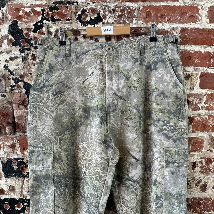 Cabela's Camo Cargo Pants Zonz Hunting Sz 36 Reg Adjustable Outdoor Gear