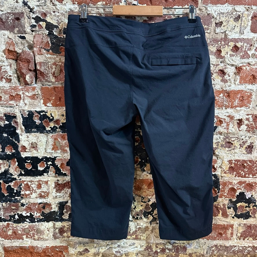 Columbia Womens 4 Black Capris