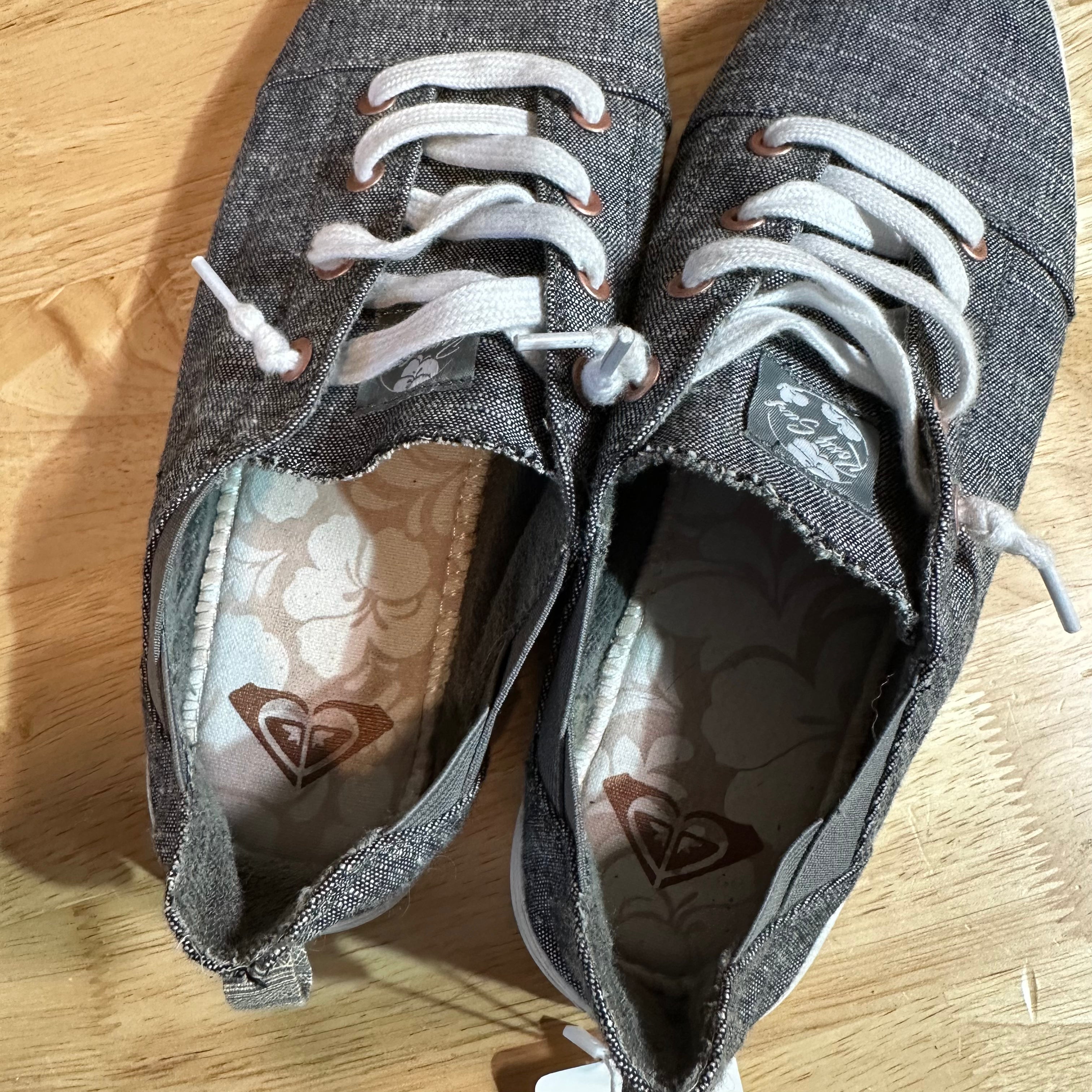 Roxy Womens 11 Gray Shoes
