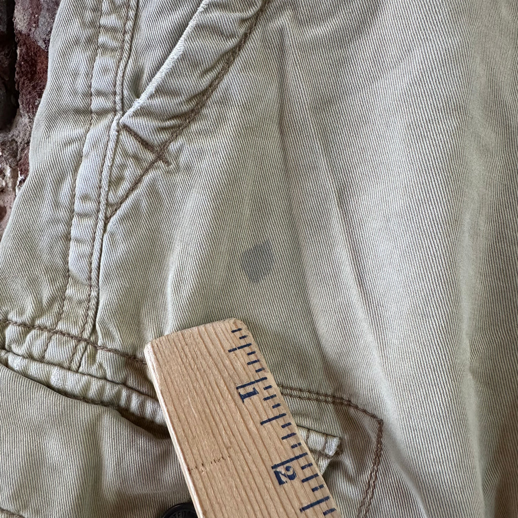 American Eagle Outfitters Classic Length Cargo Shorts Mens 33 Tan 11" inseam