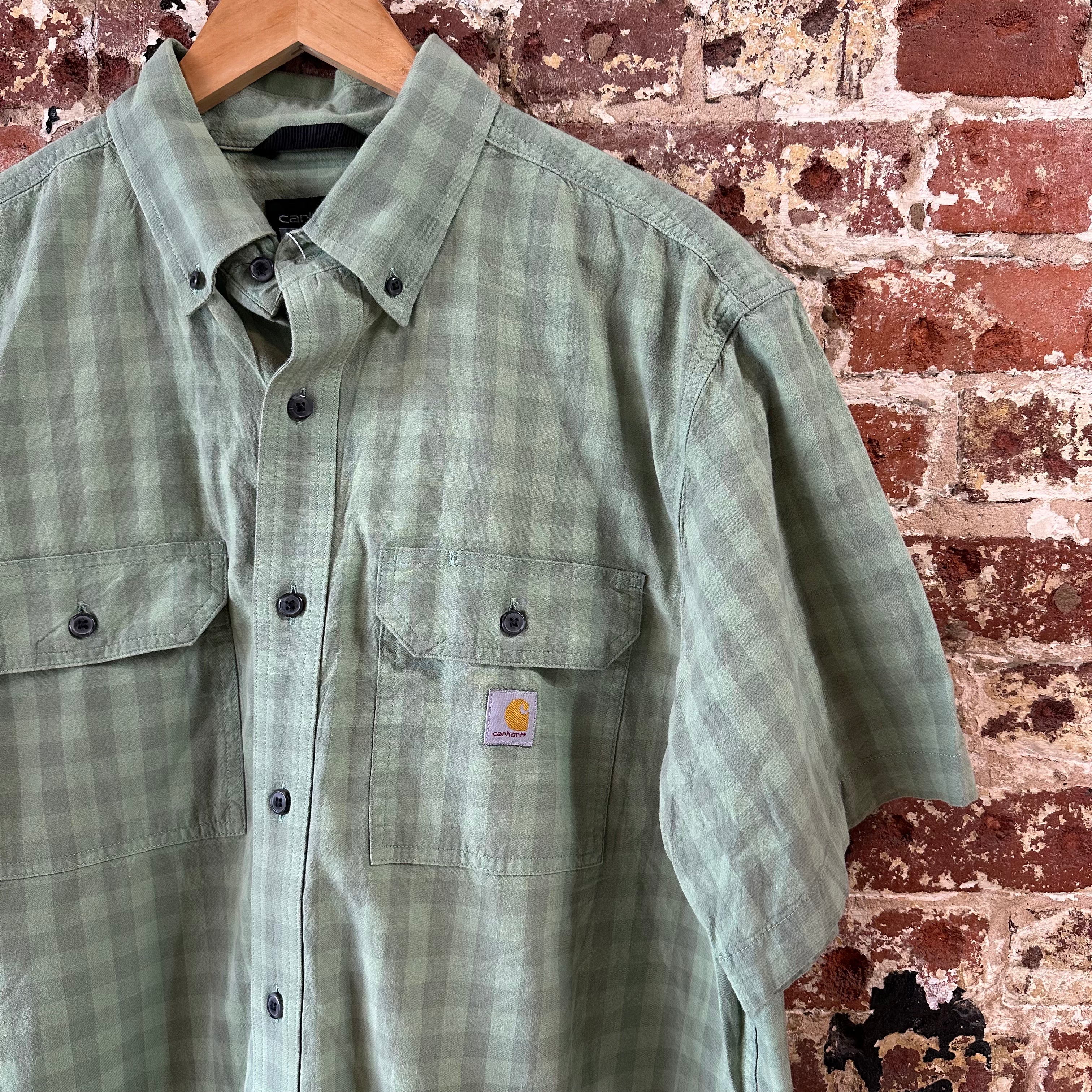 Carhartt Mens Large Button Up Shirt