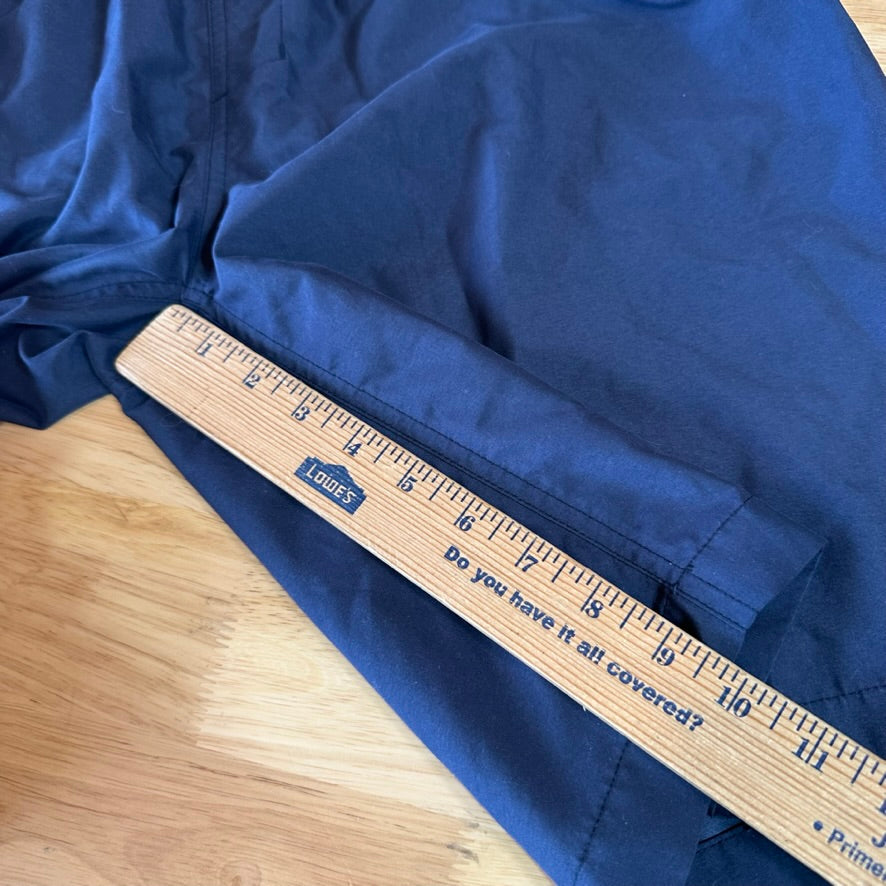 North Face Mens Medium Shorts