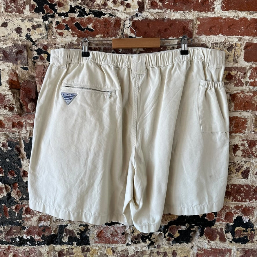 Columbia PFG Shorts Mens 2XL Fishing tan Outdoor Hiking Casual 7.5 inseam NEW