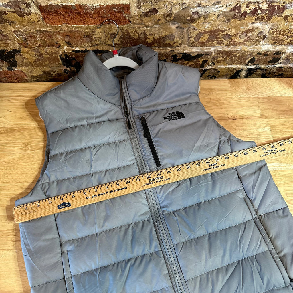 North Face 550 Men's Large Gray Vest