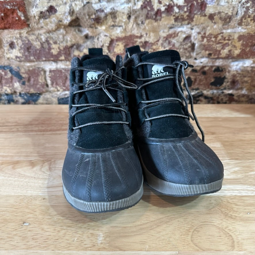 Sorel Woman's 9 Gray Boots