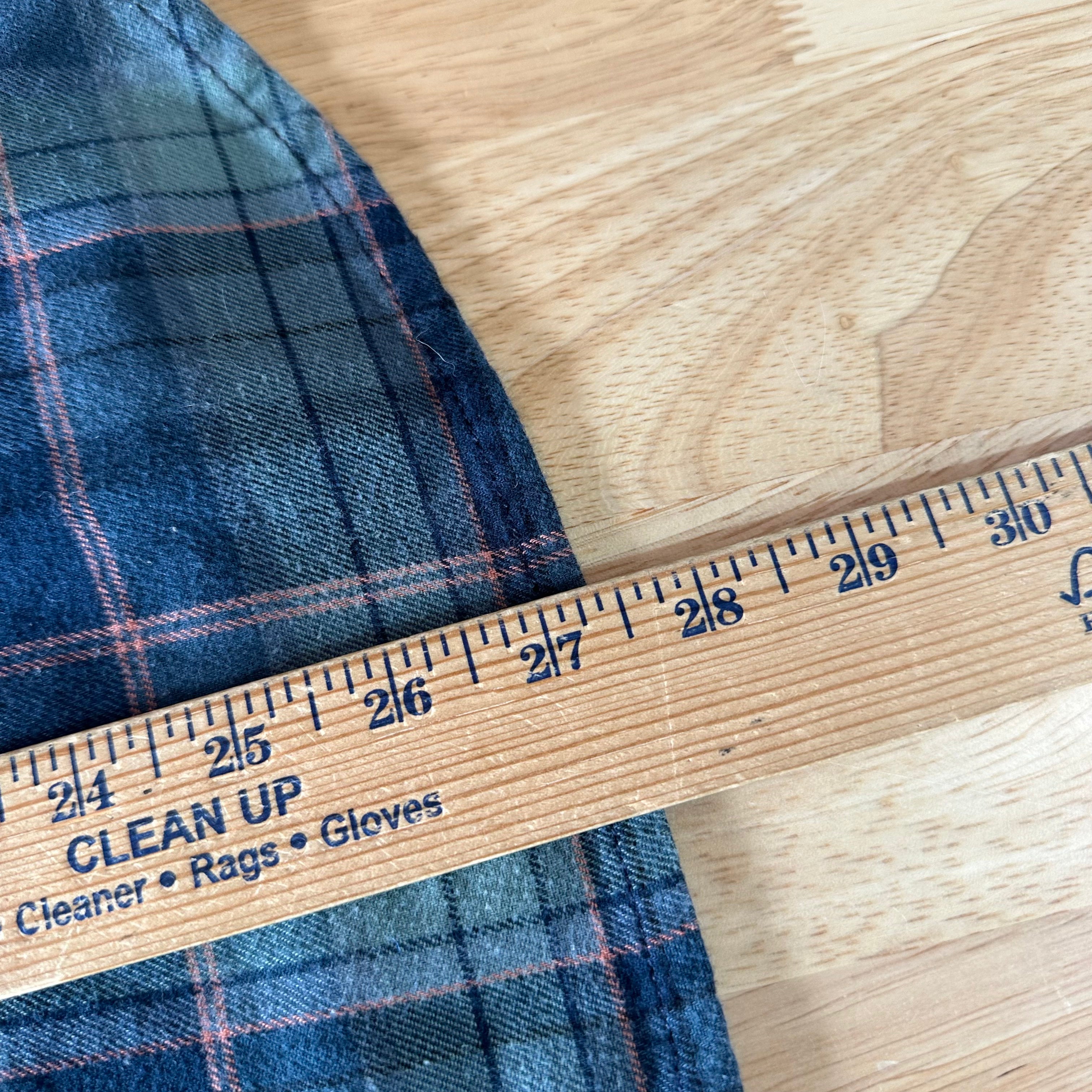 Carhartt Womens Medium Button Up Flannel Shirt Blue Plaid long sleeve