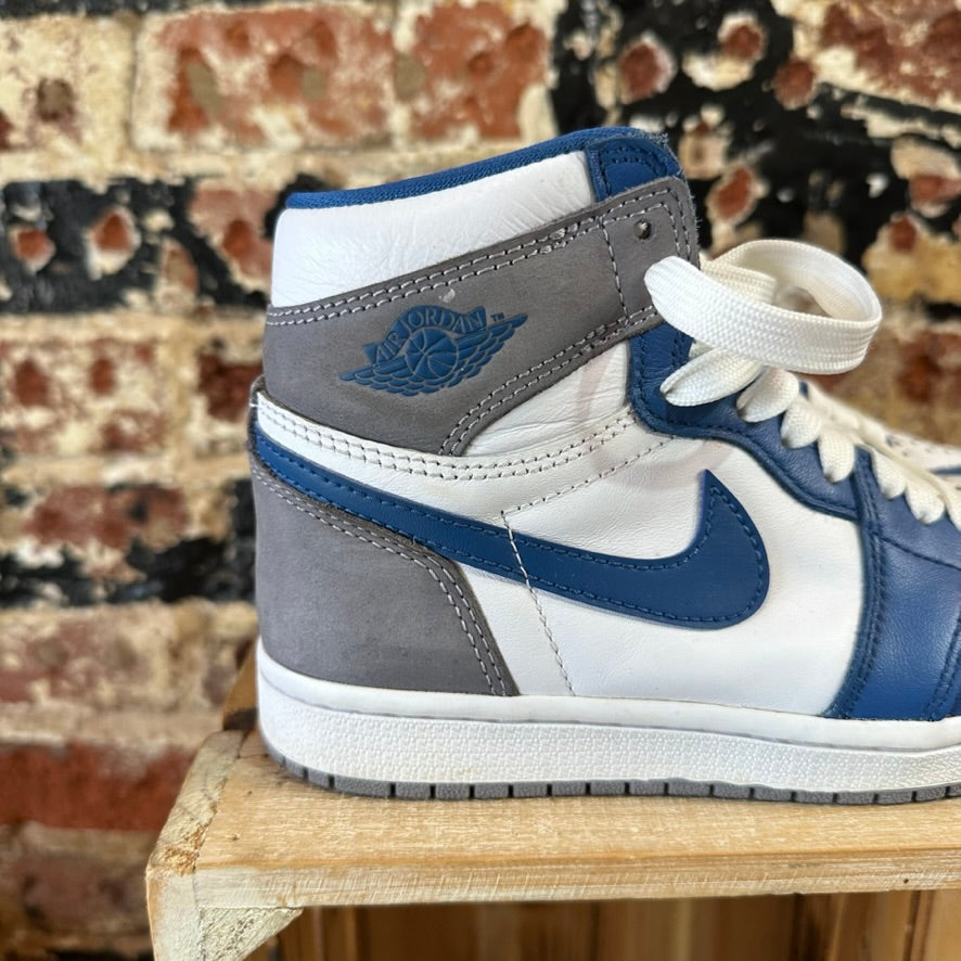 Nike Boys Blue Shoes 4