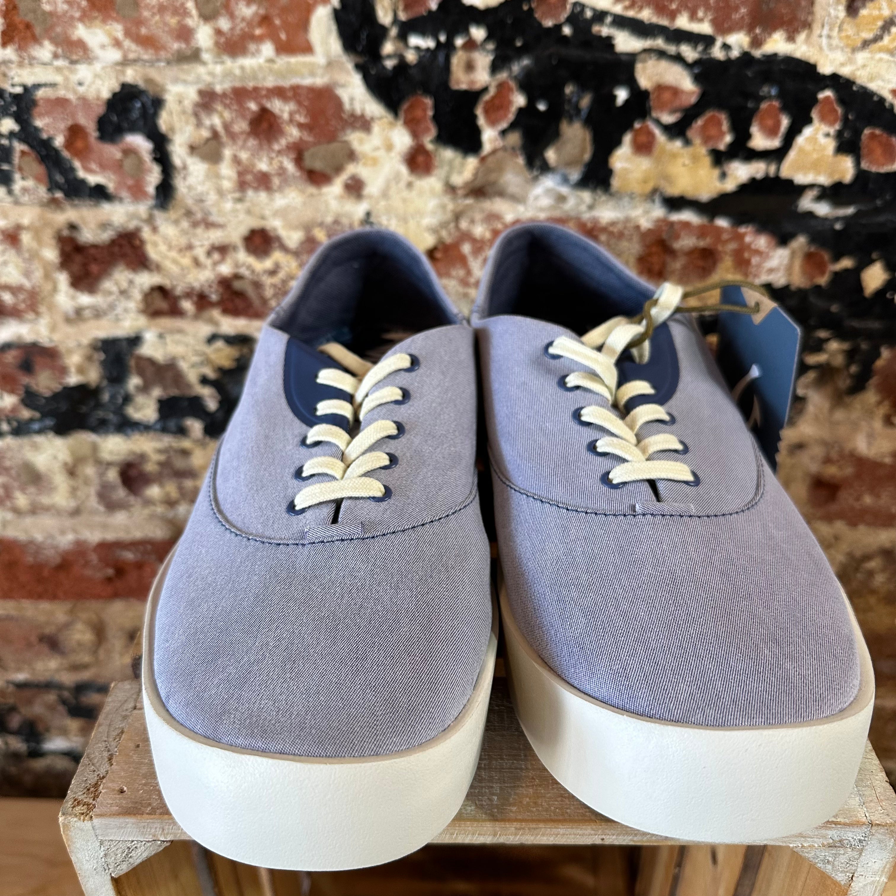 Oluaki Tradewinds Mens 10 Purple Shoes NEW
