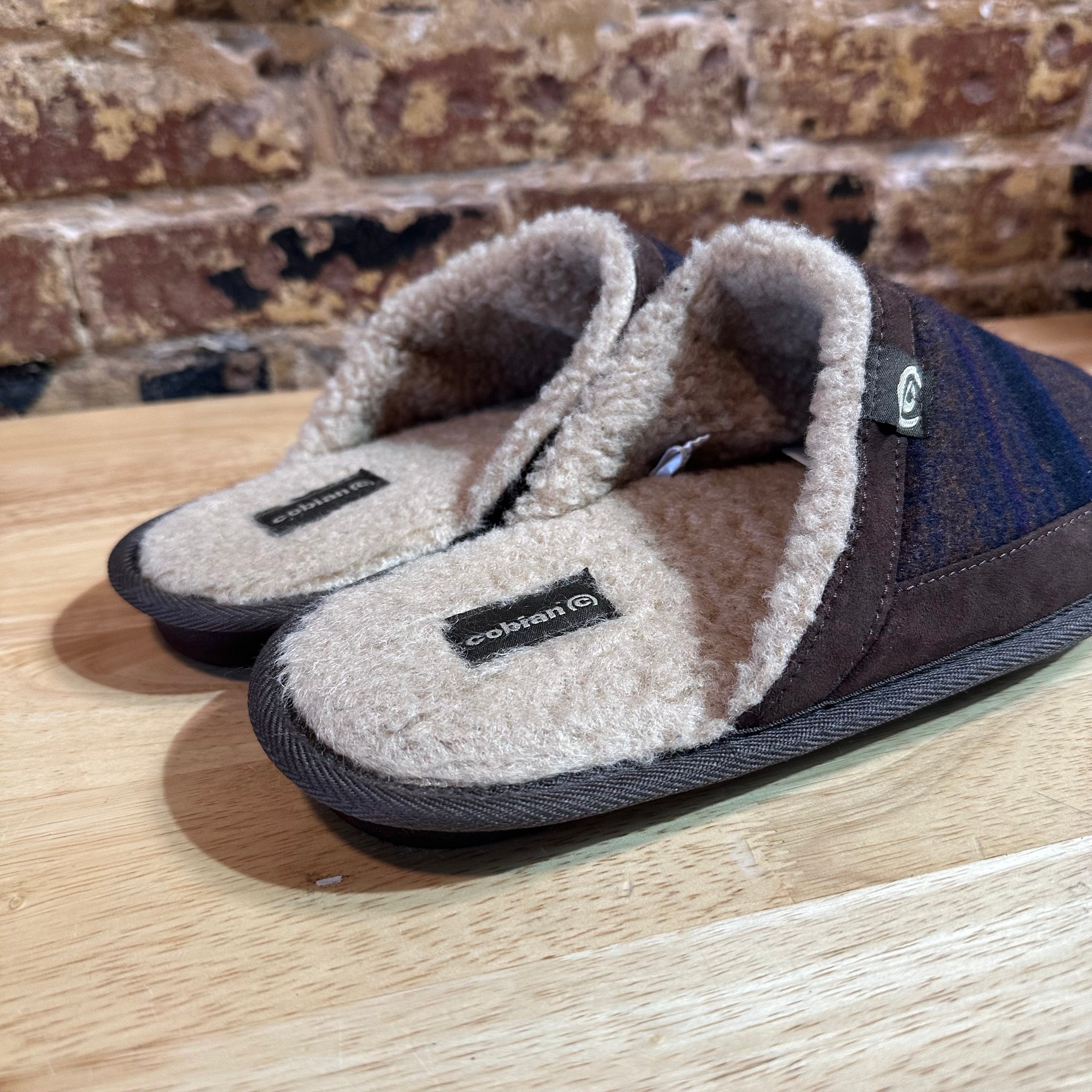 Cobian Mens 9 Slippers