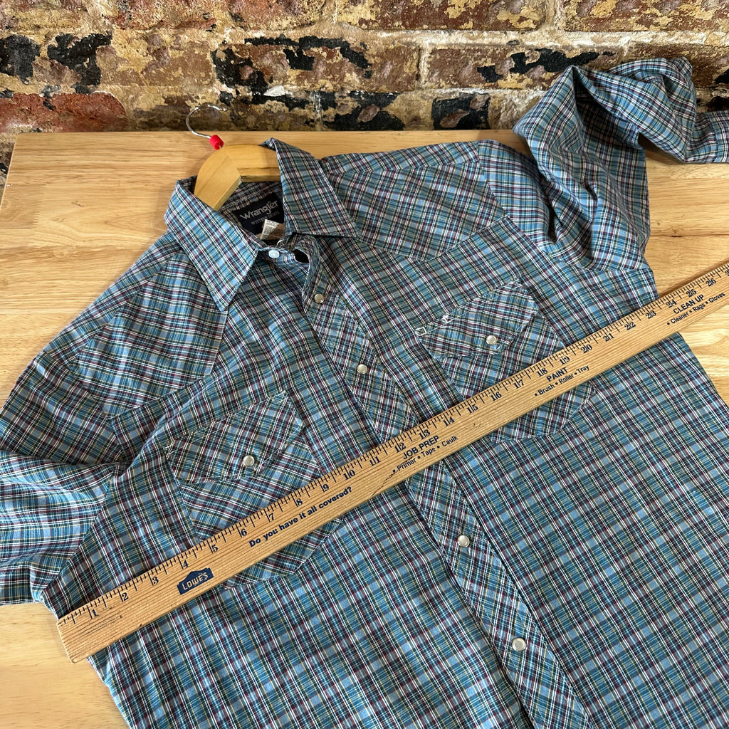 Wrangler Men's Large Plaid Western Shirt