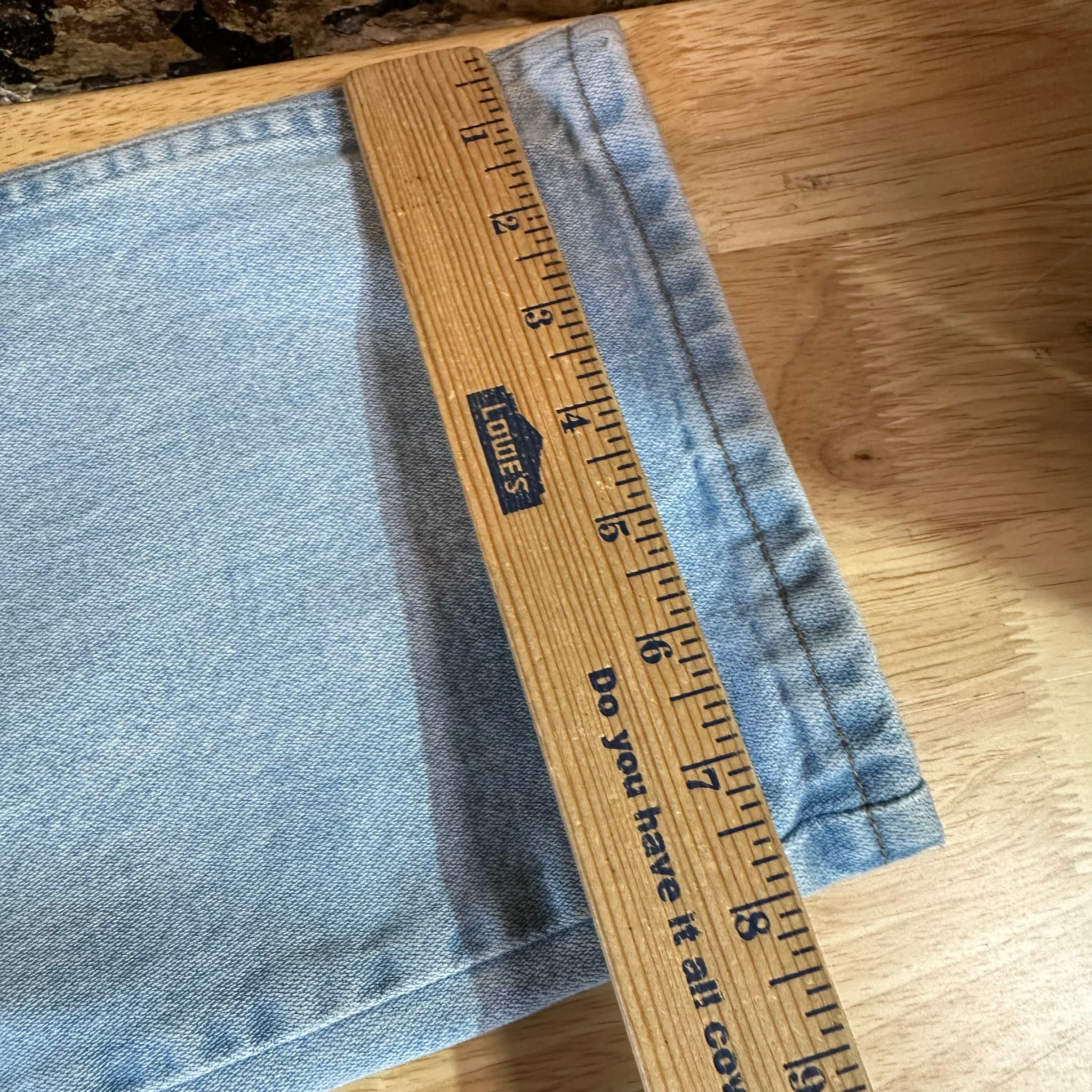 Wrangler Mens 33x34 Light Blue Jeans