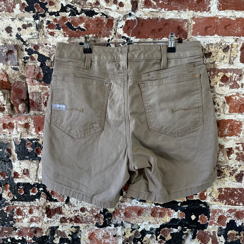 ARIAT REBAR Made Tough Work Shorts Carpenter Tan Perfect Rise Womens 30 (33x6)