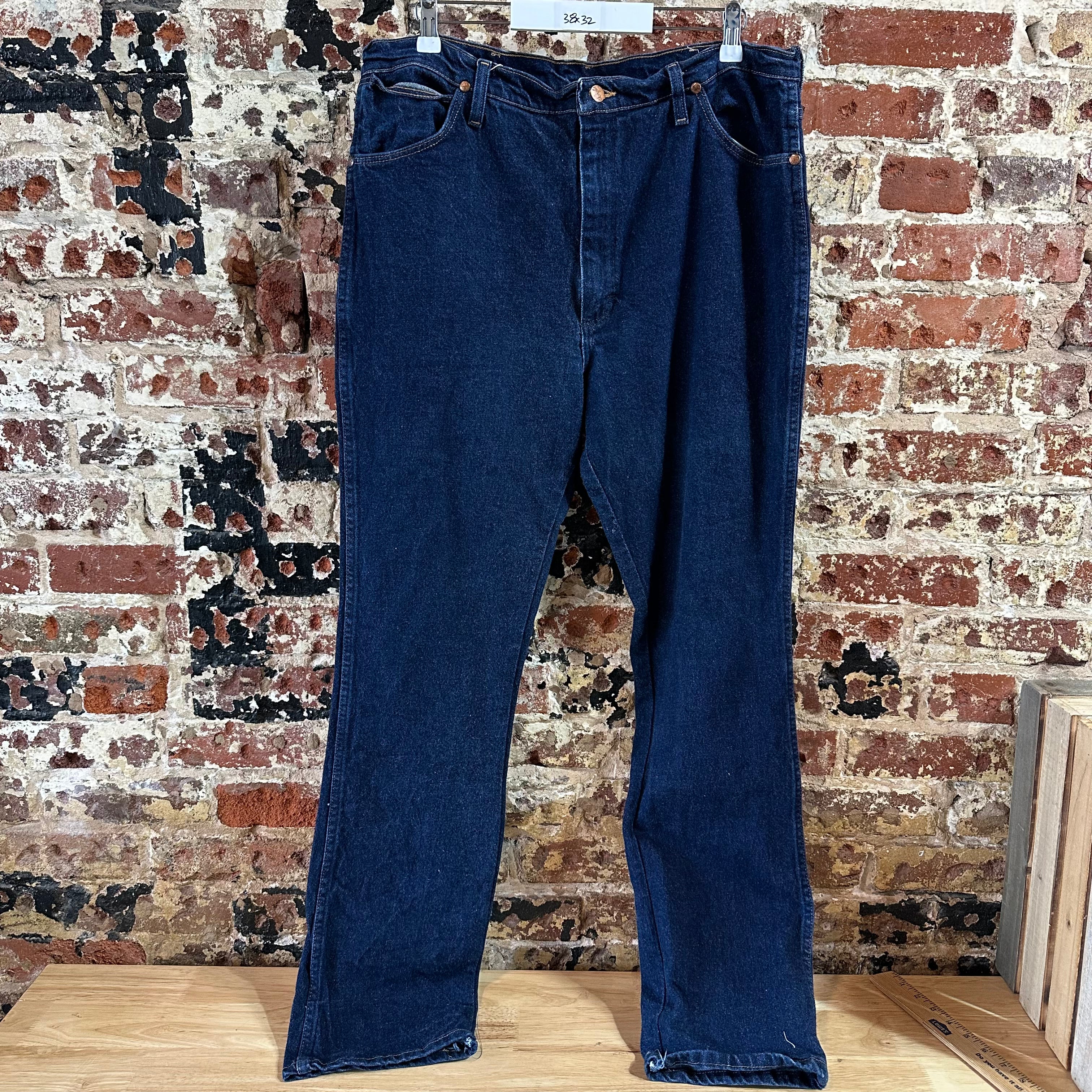 Wrangler Mens 38x32 Blue Jeans