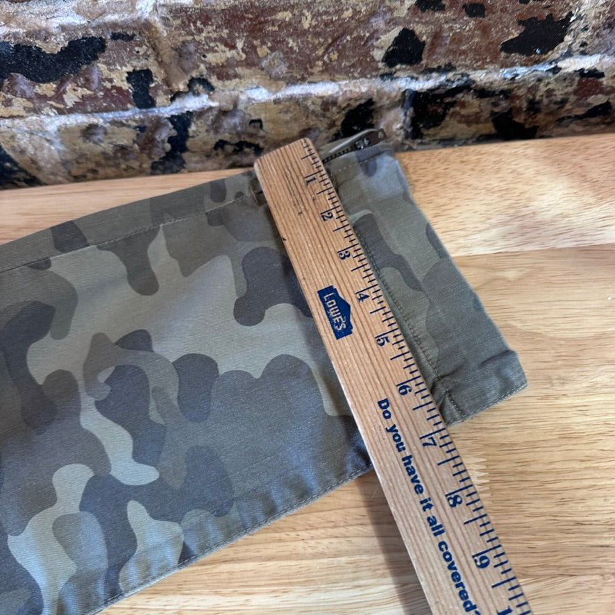 KUT Womens 14 Camo Pants NEW
