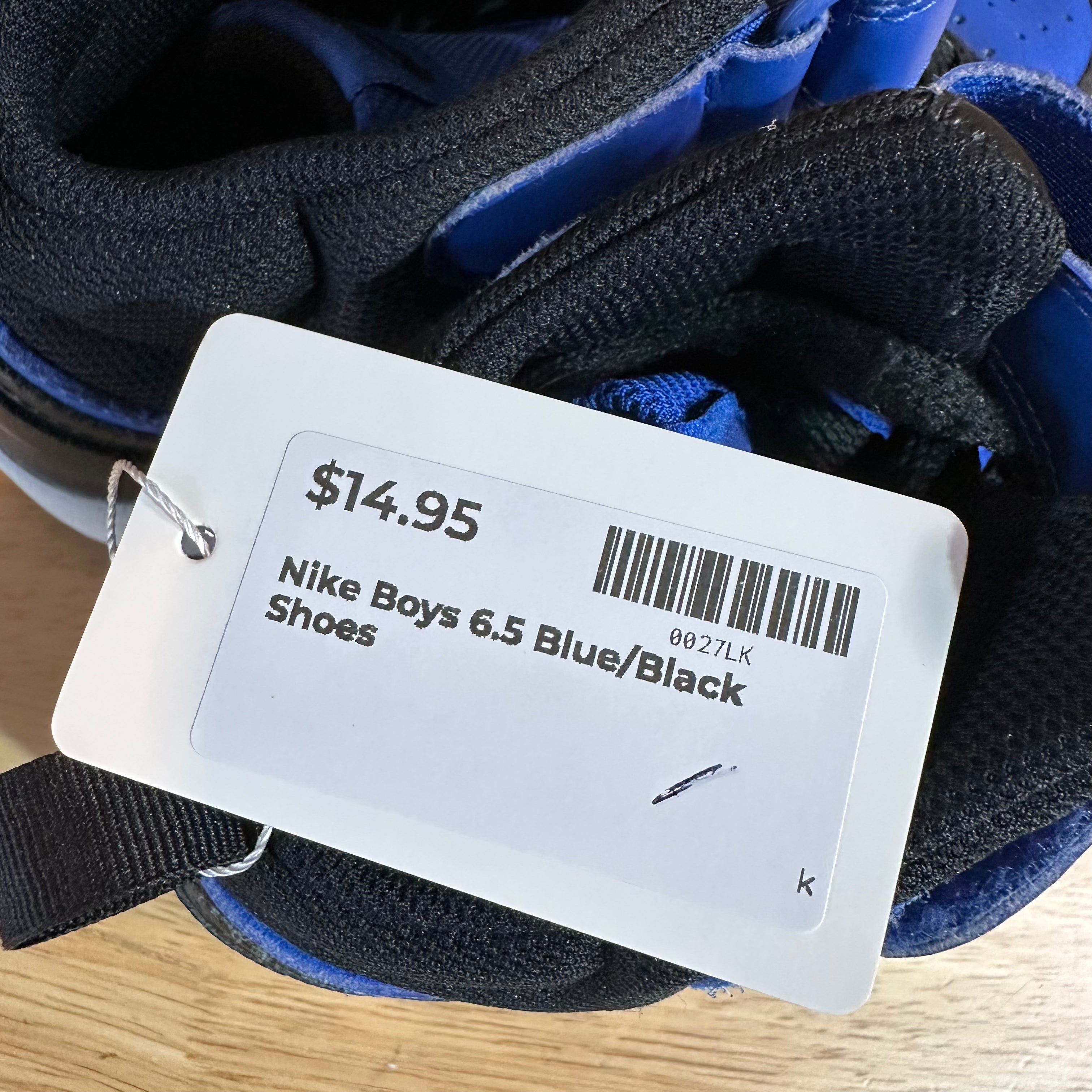 Nike Boys size 6.5